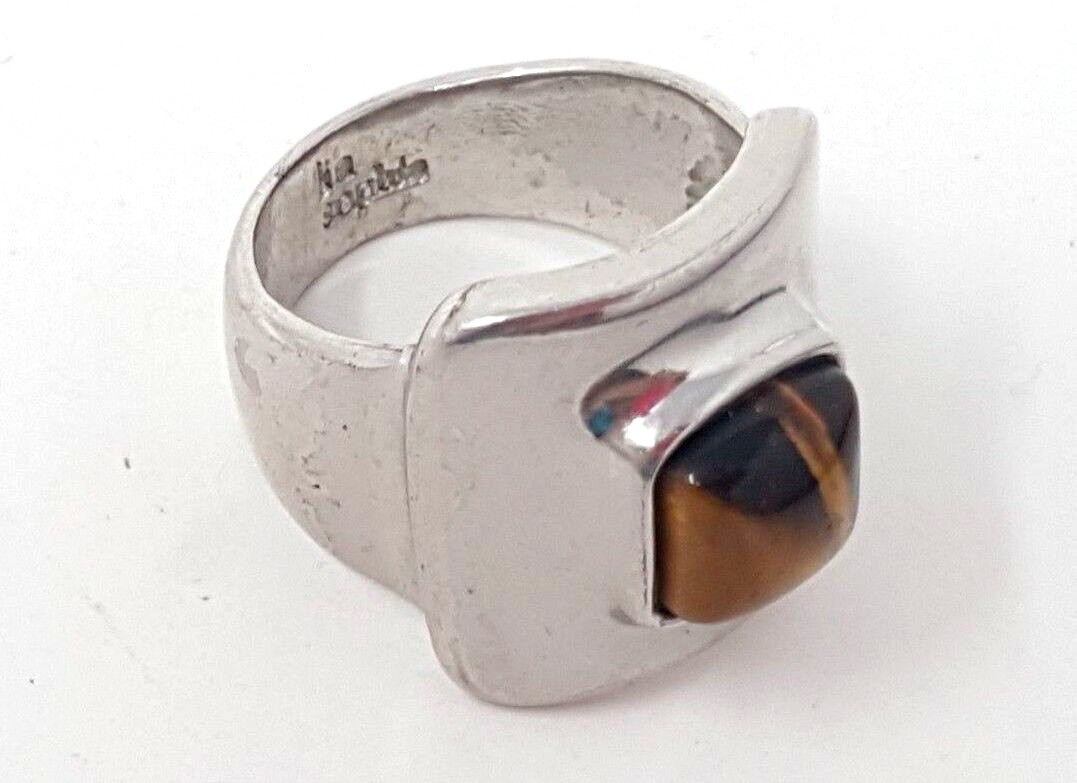 Vintage signed Lia Sophia silver tone band ring size 7