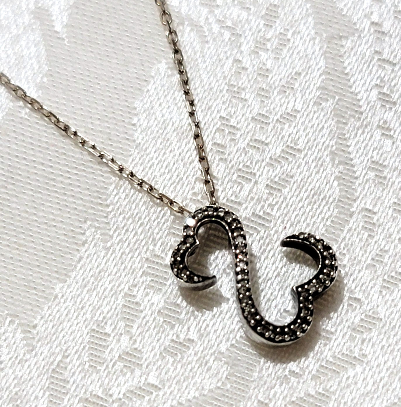 VTG 925 SWIRL DOUBLE HEART PENDENT CLEAR STONES W/925 ADJUSTIBLE CHAIN NECKLACE