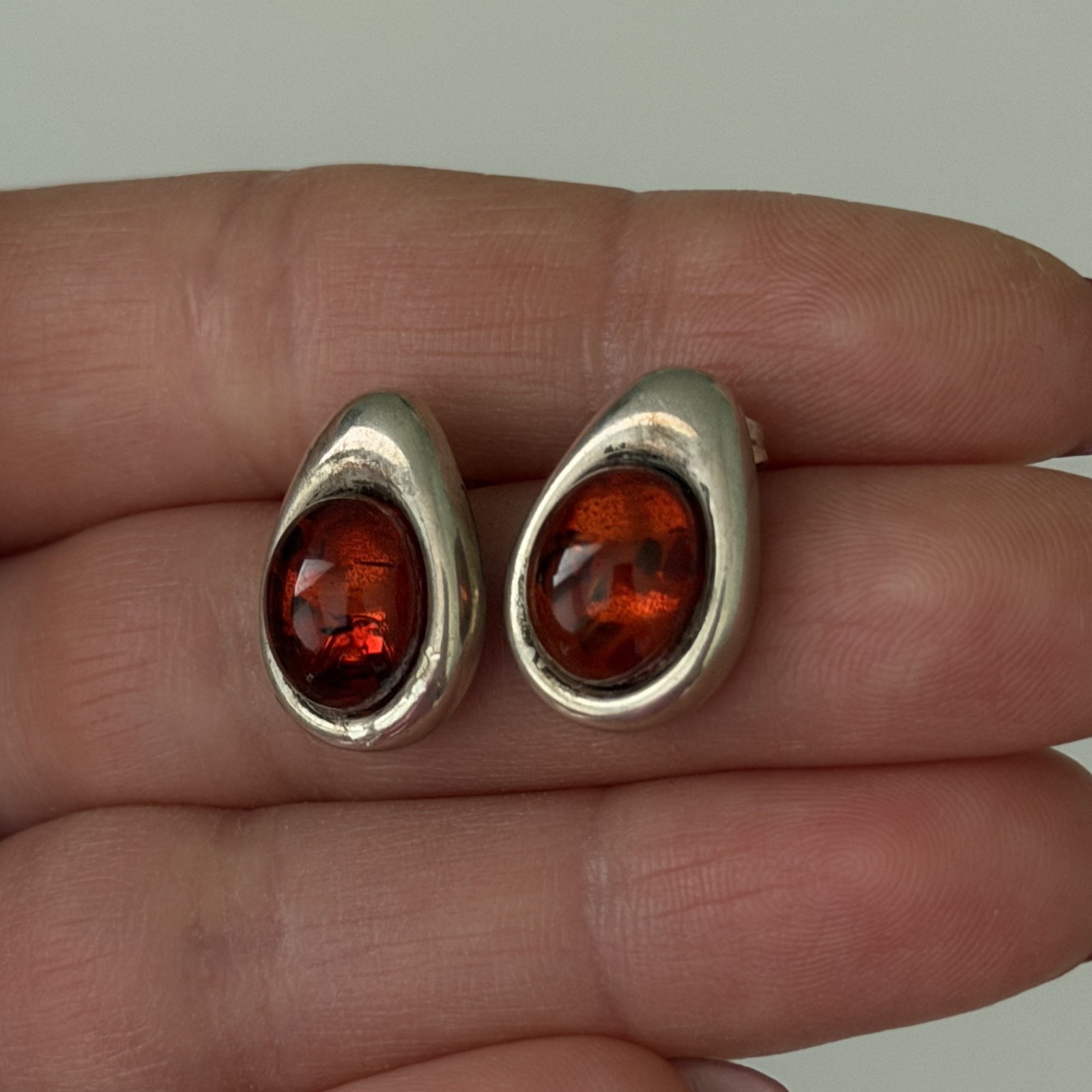 Vintage 925 Sterling Silver Natural Baltic Amber Cabochon Pear Post Earrings