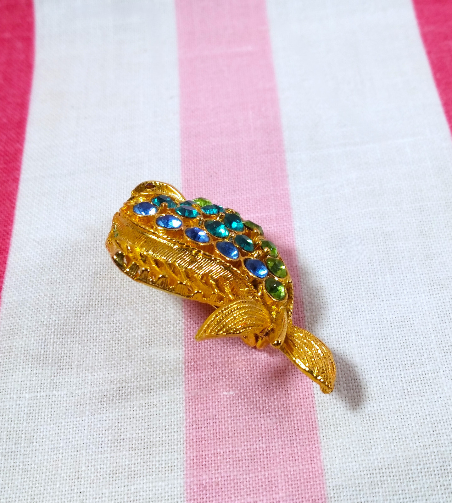 Colorful Mid Century Rhinestone FISH Brooch Pin with Gold Finish & Safety Clasp