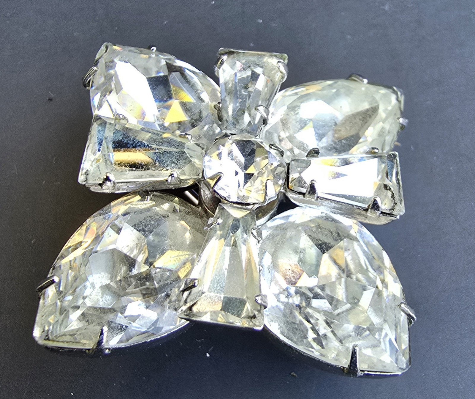 Vintage Weiss Clear Rhinestone Brooch Signed Large Stones