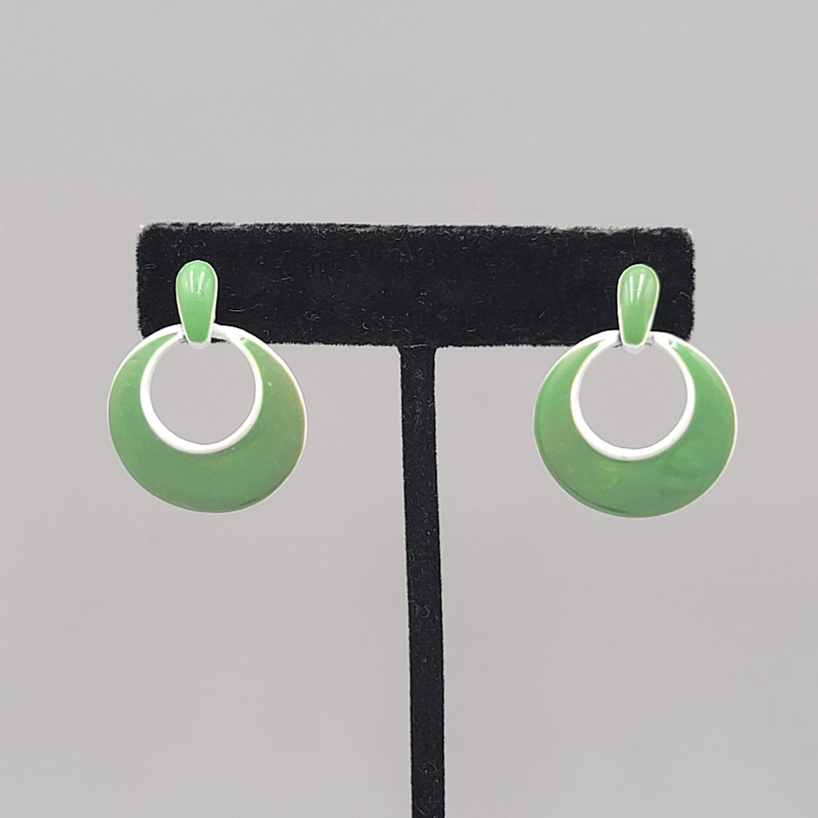 Vintage Green White Enamel Door KNocker Pierced Earrings Drop 1.25″