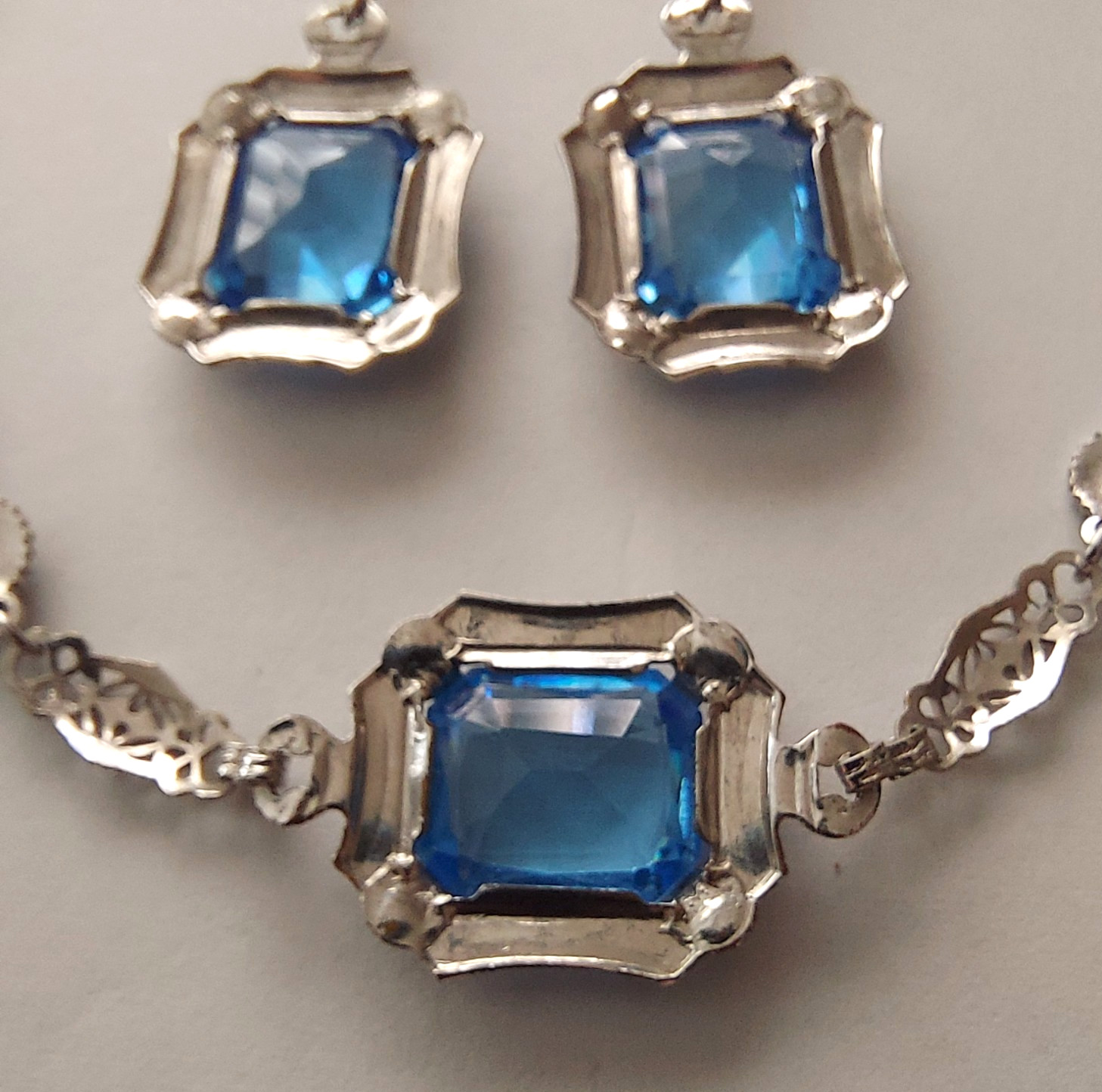 Antique Art Deco Blue Faceted Glass Ornate Filigree Bracelet & Earrings Set