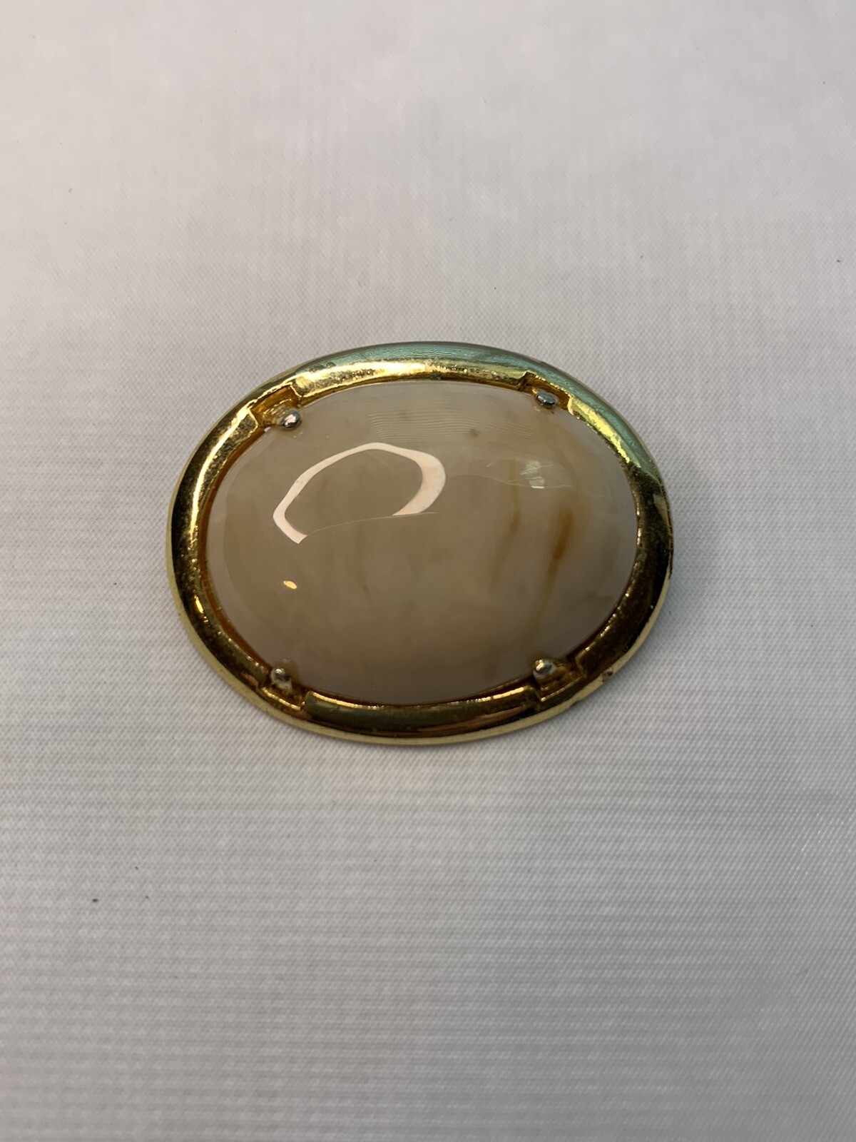 agate geode cabochon brooch pin set in gold tone D2