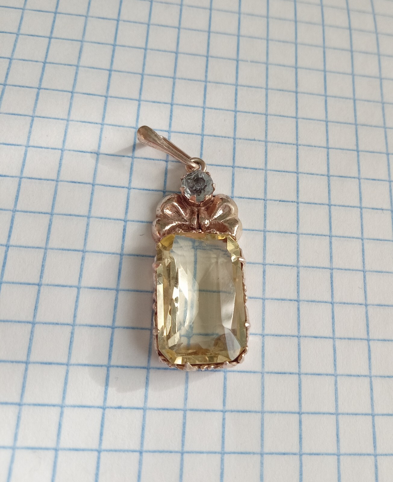 Vintage Pendant natural Yellow stone Silver 875 test USSR times. Women’s Jewelry