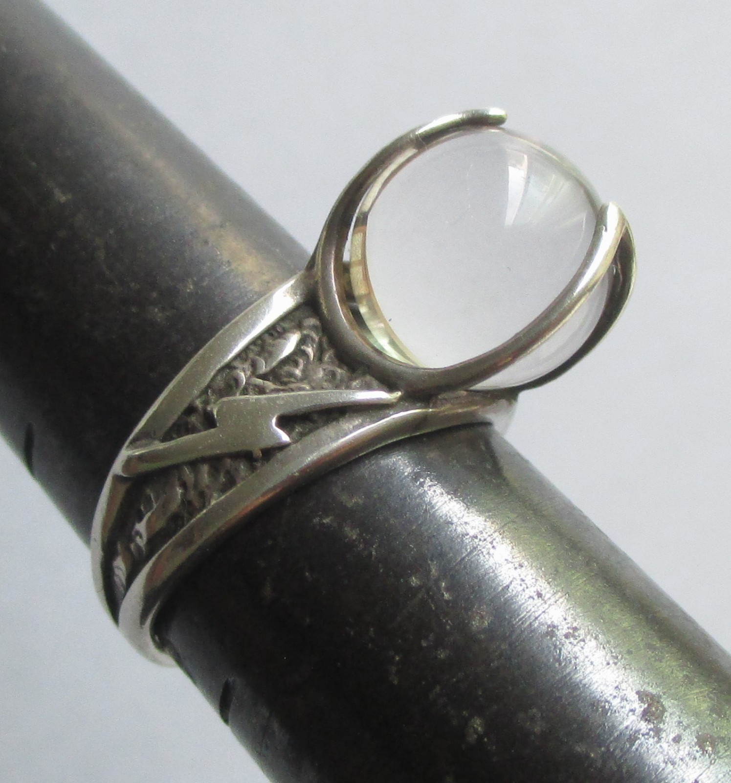 Sz 6.75 VINTAGE STERLING SILVER ROCK CRYSTAL POOLS OF LIGHT STAR RING