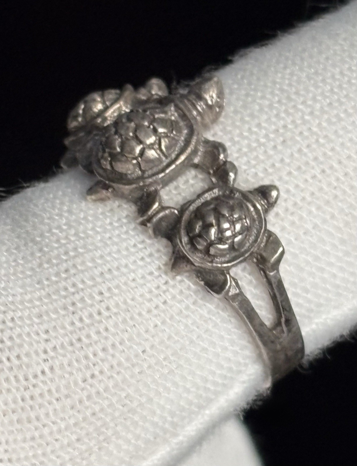 Vintage Sterling Silver Turtle Band Ring Size 8.5 Three Detailed Turtles 925