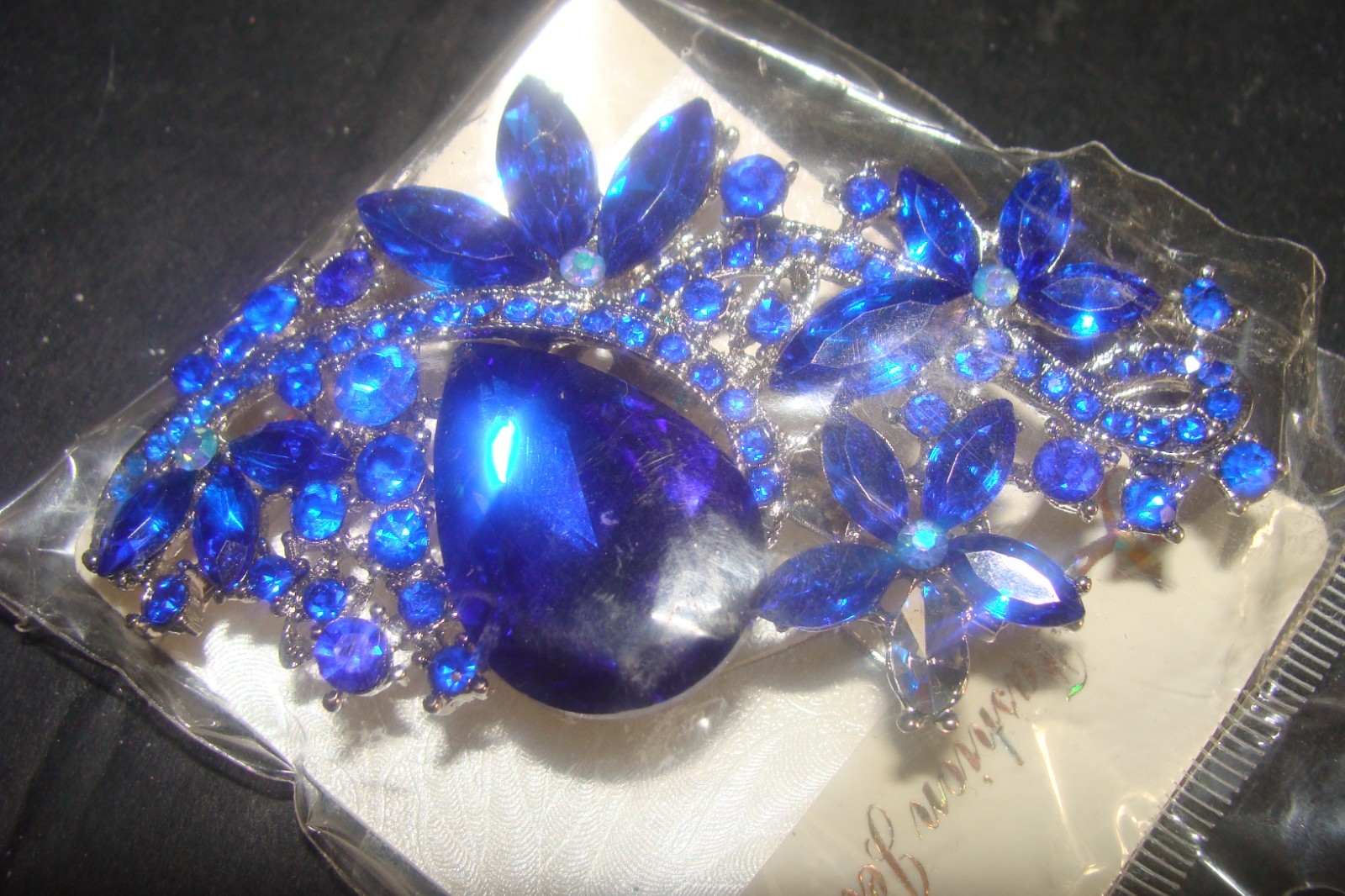 Vintage for (1) Prong set Crystal Cluster Leaf Brooch with Rhinestones