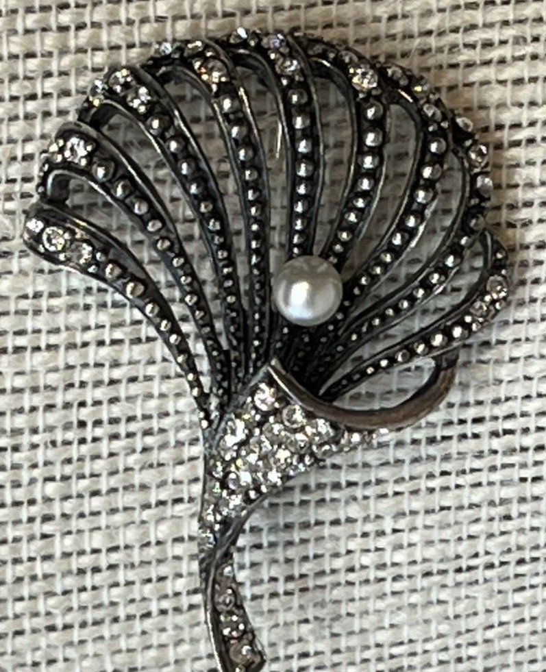 Floral 925 Sterling Silver & Clear Rhinestones Brooch Pin With Single Pearl