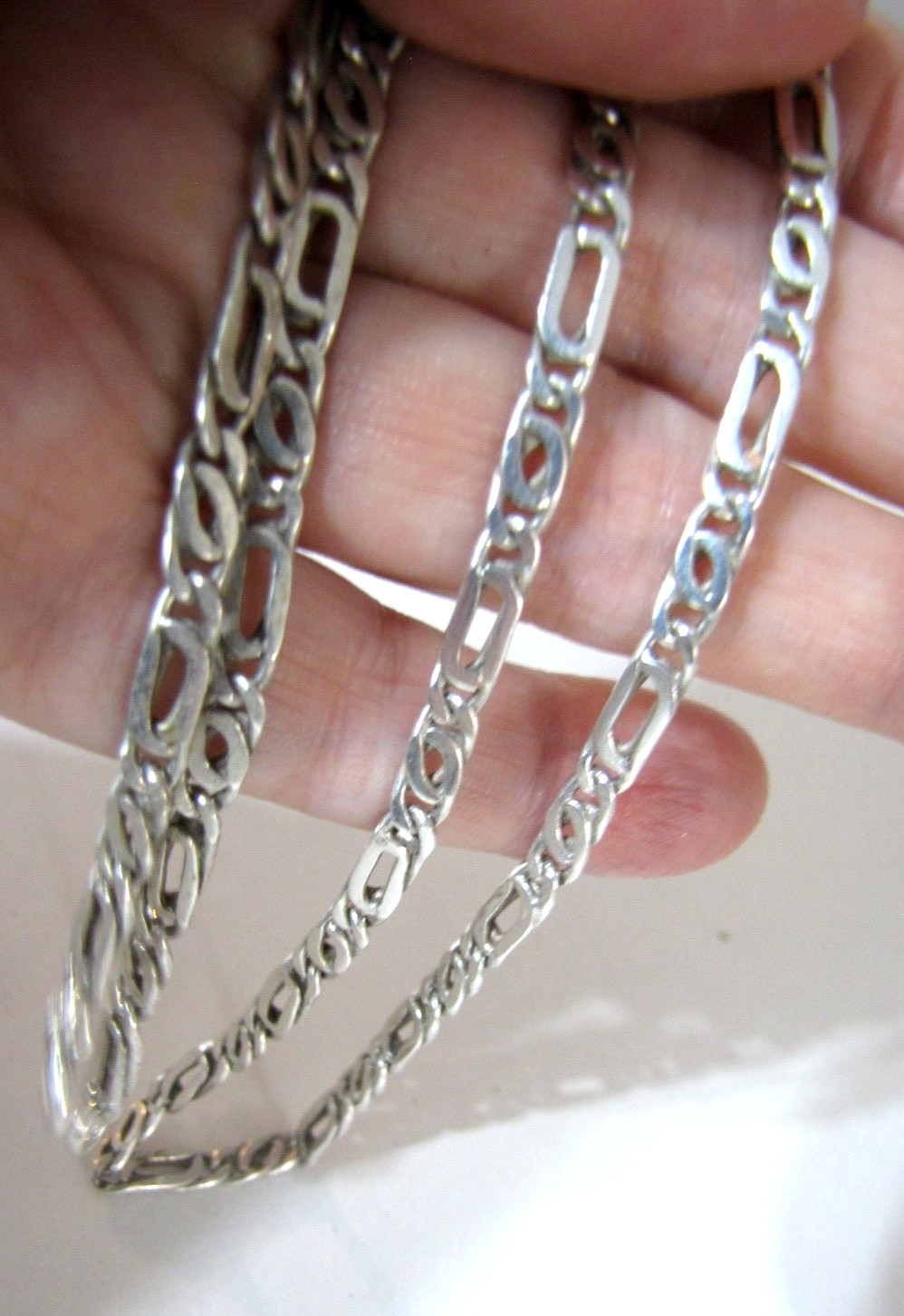 Sterling Silver Figaro Chain Necklace 20″ 4.6mm 18.9 Grams Vintage Italy Style