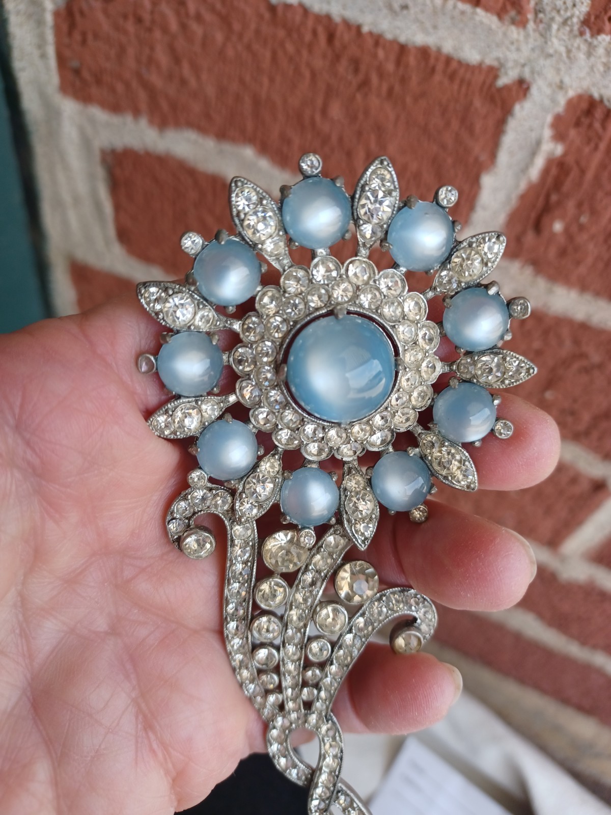 HUGE VINTAGE ART DECO ERA UNSGD CORO ? BLUE MOONGLOW CAB FLORAL RHINESTONE PIN