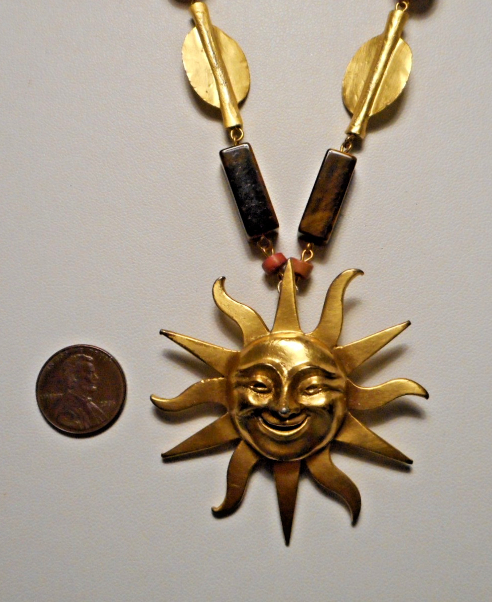 1970s Alva Museum Replicas Tiger’s Eye Stone Bead Necklace w Smiling Sun Pendant