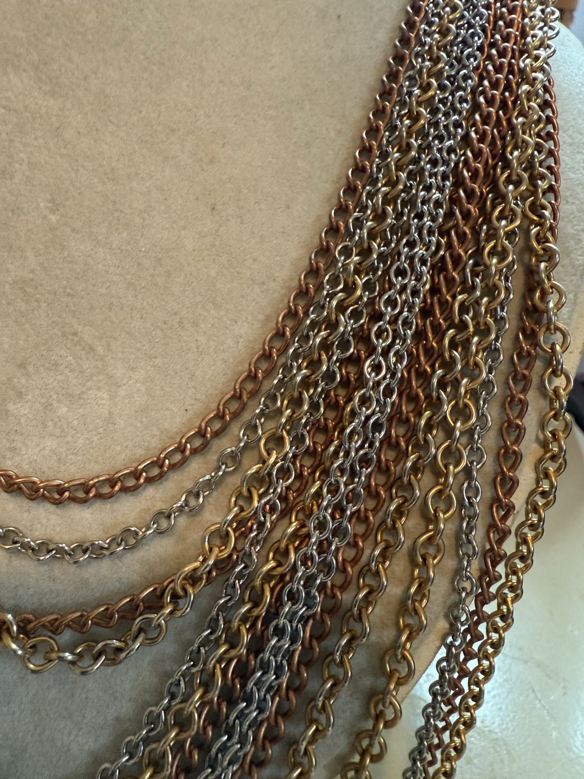 VTG 16-26” Tri-tone GOLD PLATED MULTI-STRAND Draping NECKLACE – COSTUME JEWELRY