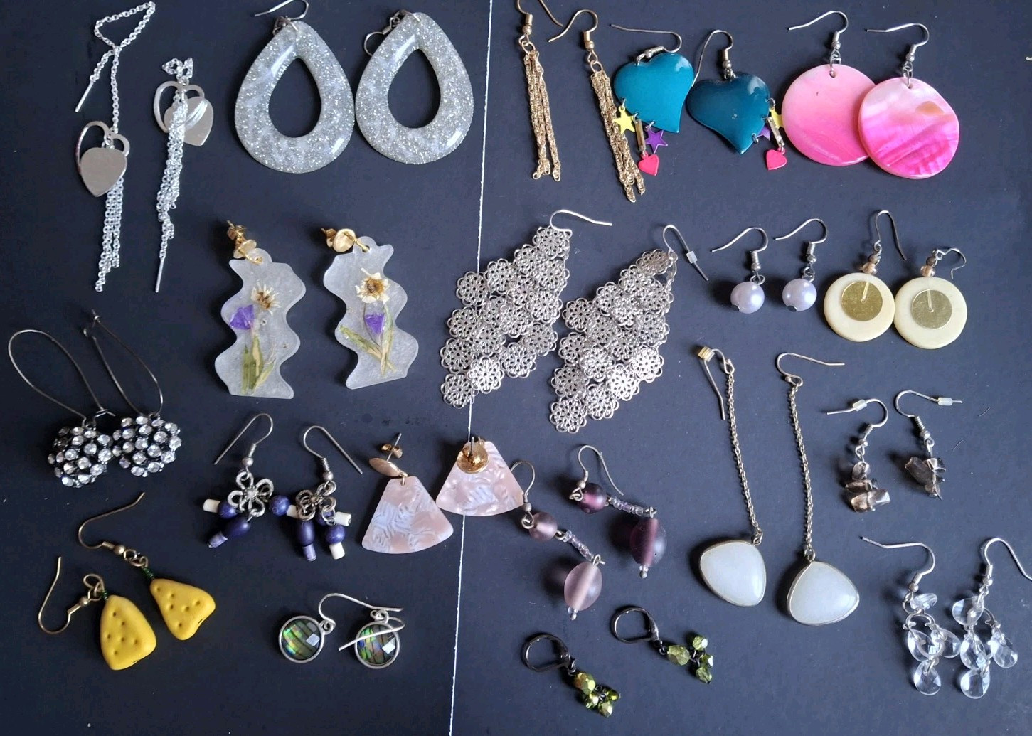 Lot Of 19 Modern/Vintage Earrings Pairs Pierced, Dangle, Hooks multicolor