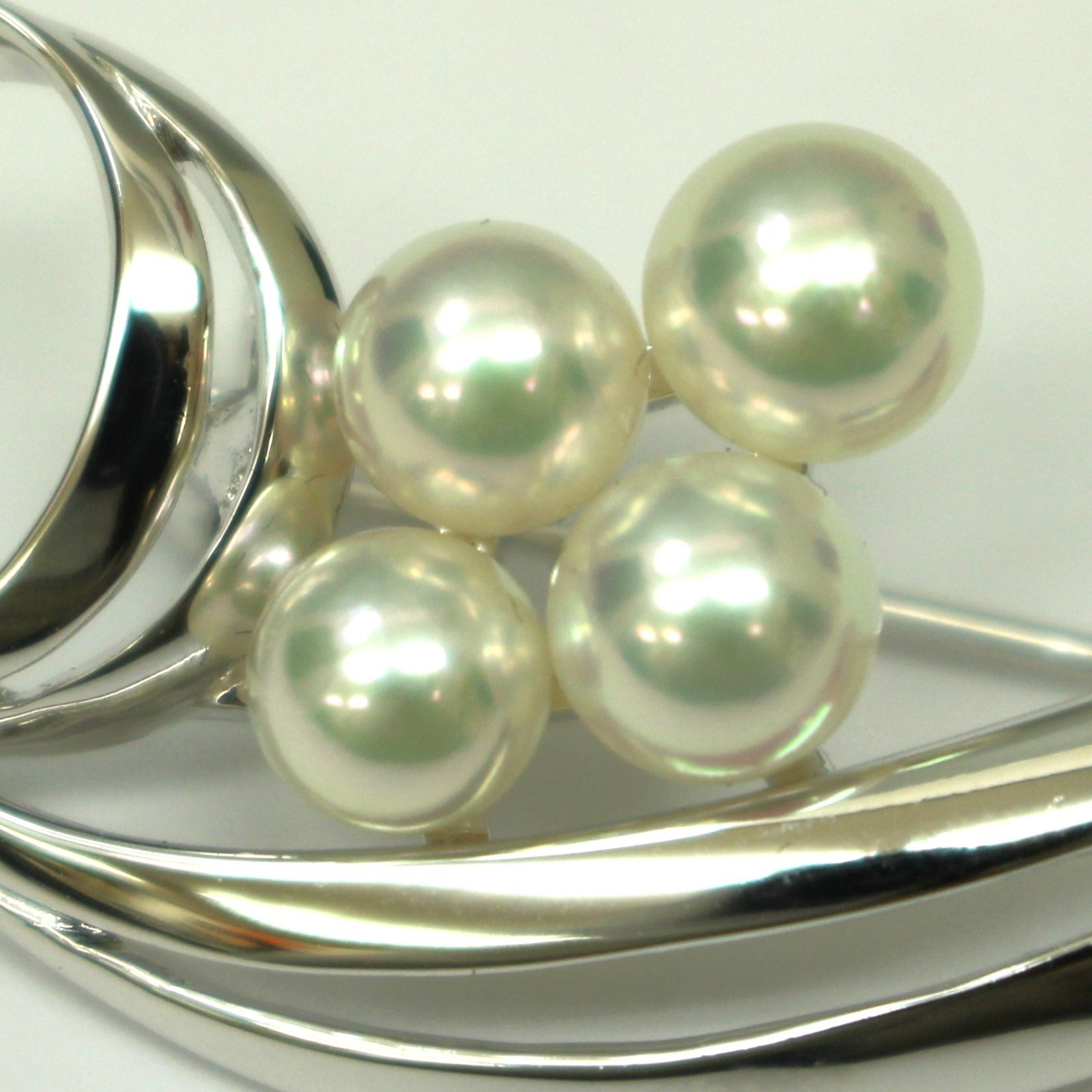 MIKIMOTO Antique Brooch Silver Flower Design Made in Japan 4 Pearls
