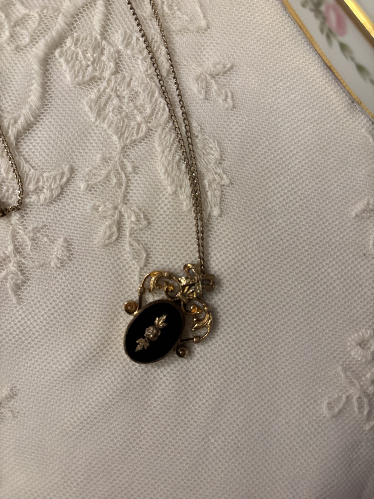 J.J. White Black Onyx And 12k GF Pendant And Chain Necklace-Vintage