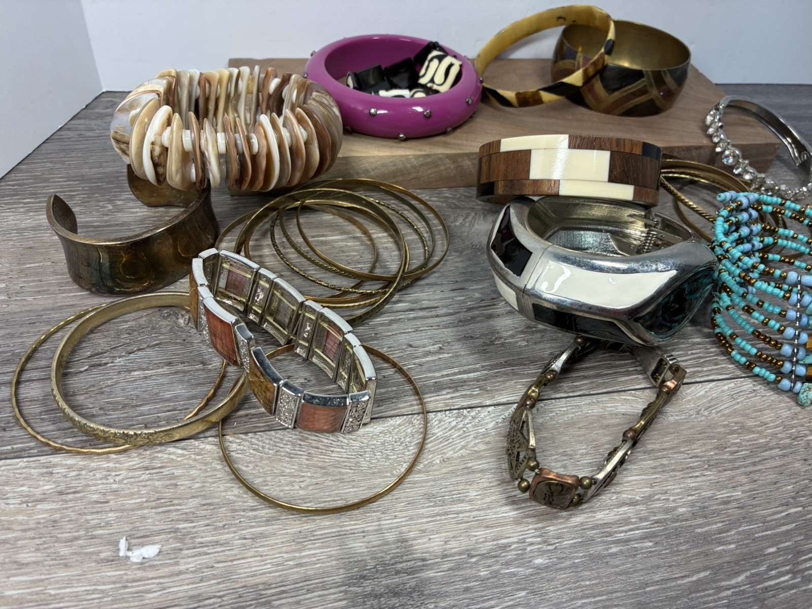 Mixed vintage Jewelry bracelets Lot Stone Wood Metal Resin Boho 80s
