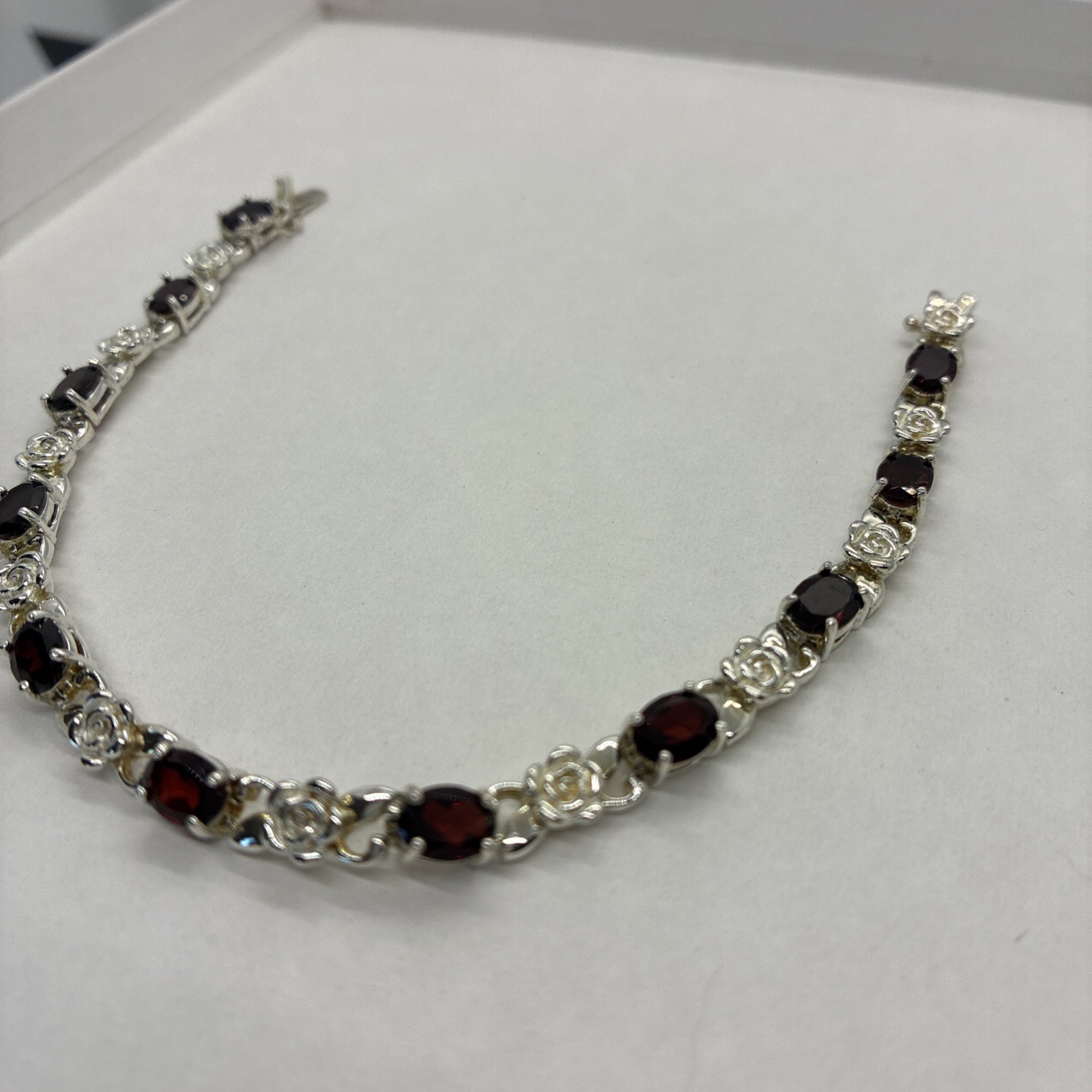 Vintage 925 Sterling Silver Red Garnet Gemstone Floral Link Bracelet