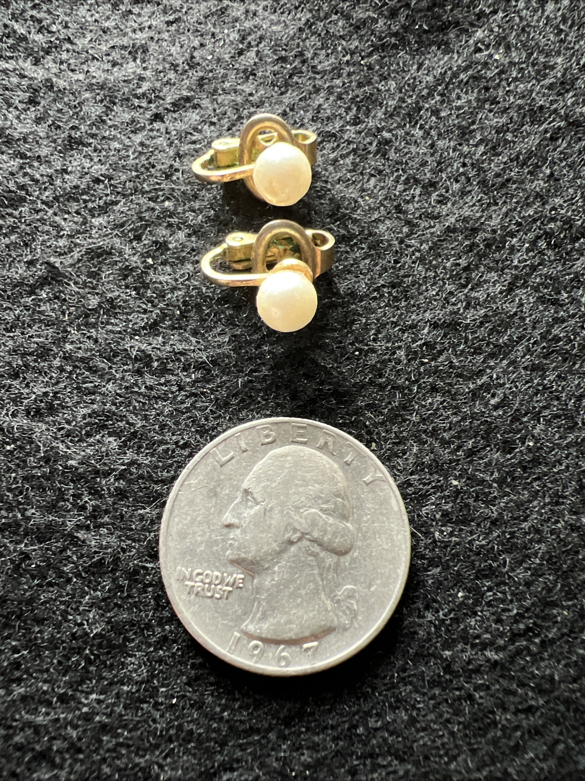 Vintage Goldtone Faux White / Brown Pearl Clip On Earrings Lot Of (2) Huggies