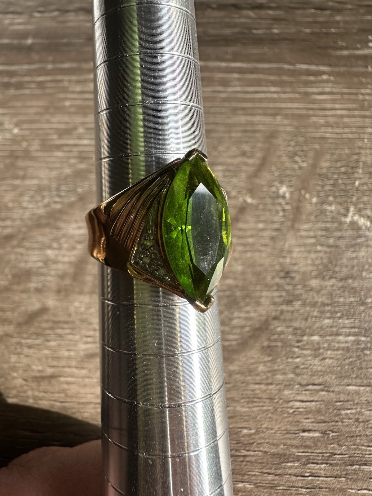 Sterling Silver Stamped 925 Gold Wash Glass Peridot CZ Vintage Cocktail Ring 7