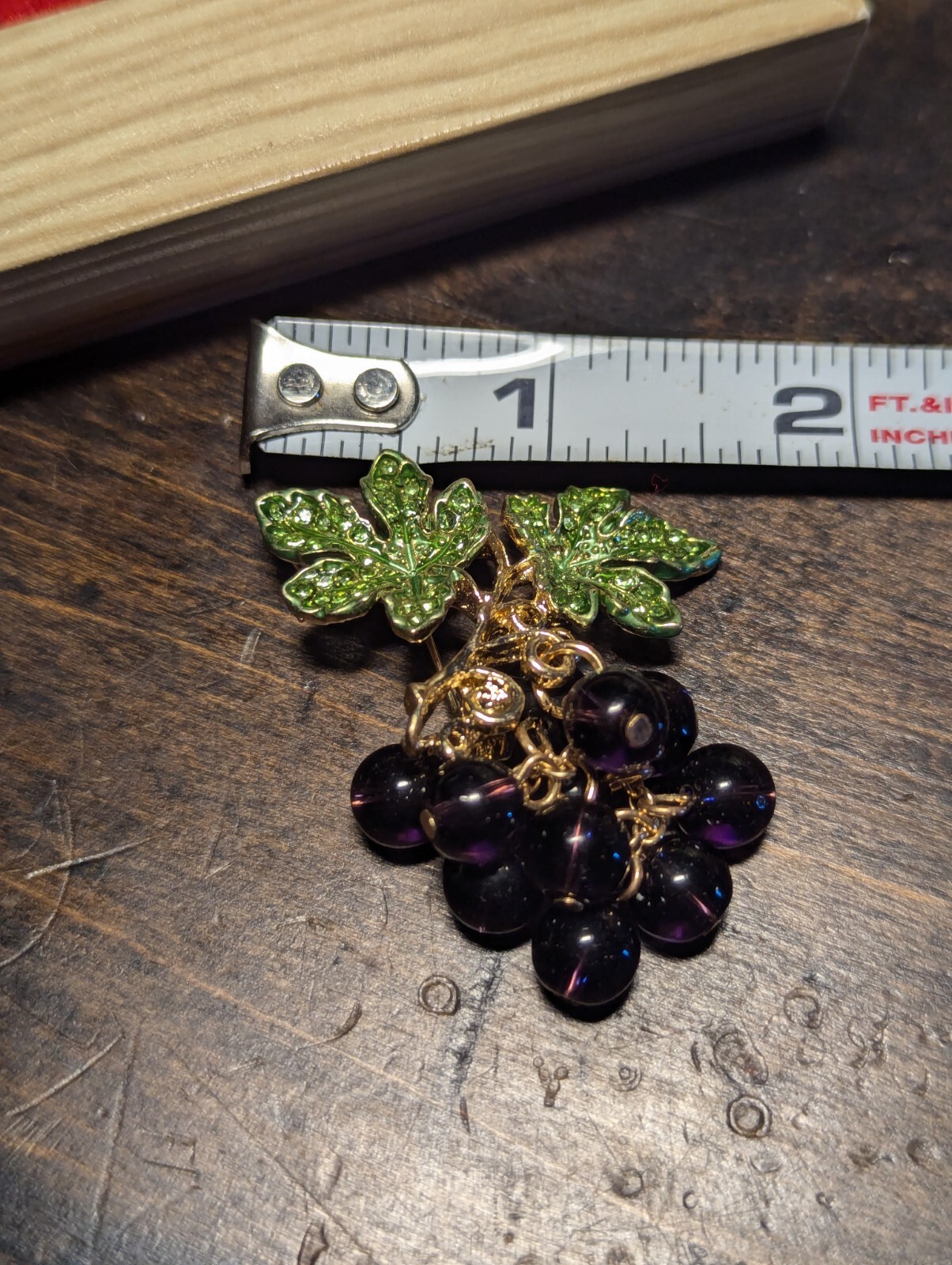 Bunch of Grapes & Rhinestone Leaf Brooch Gold Tone Pinback 2″ Purple Dangle Bead