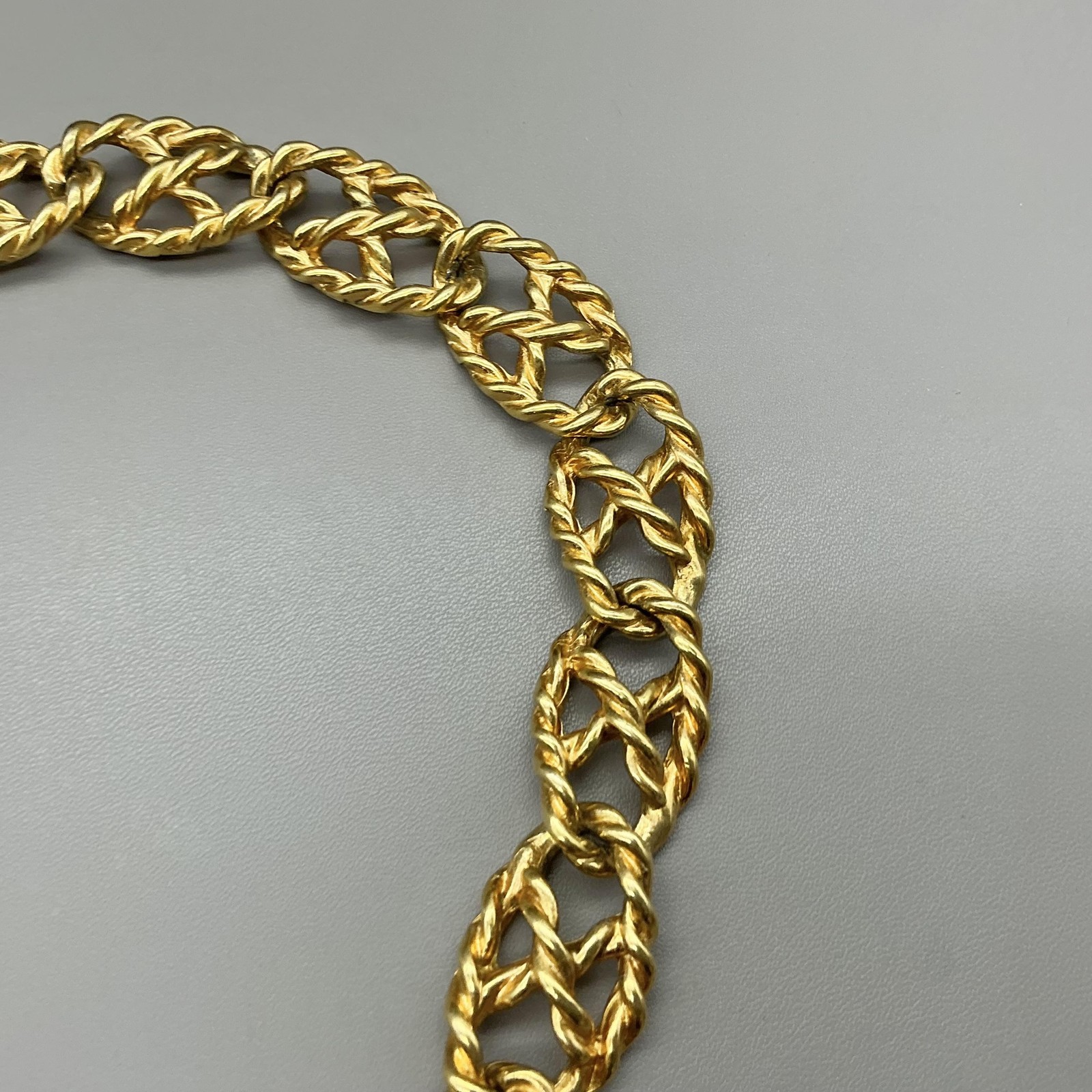 Anne Klein Necklace Gold Tone Chunky Statement Chain Textured Twisted Links 20″