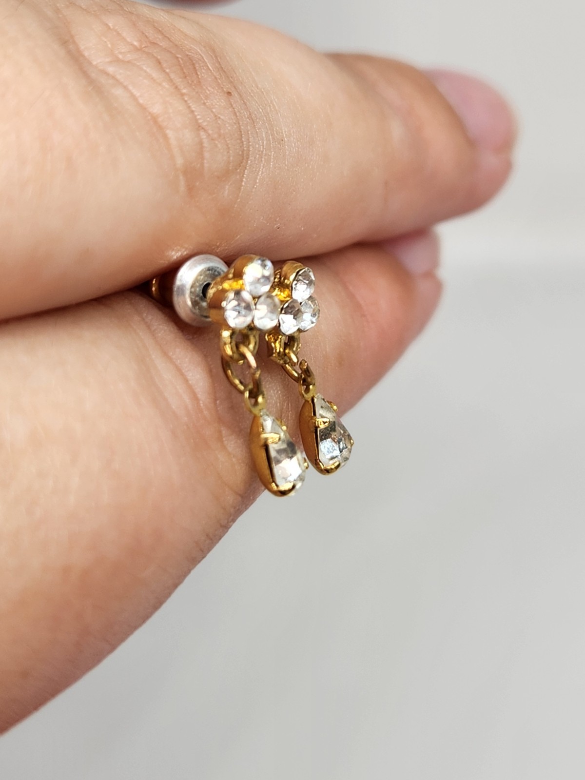 Estate Gold tone rhinestone dangle earrings