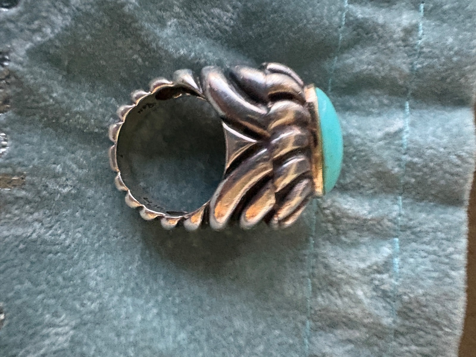 Gorgeous DIAN MALOUF 14K Yellow Gold/ Sterling Silver Turquoise Ring Size 4.5