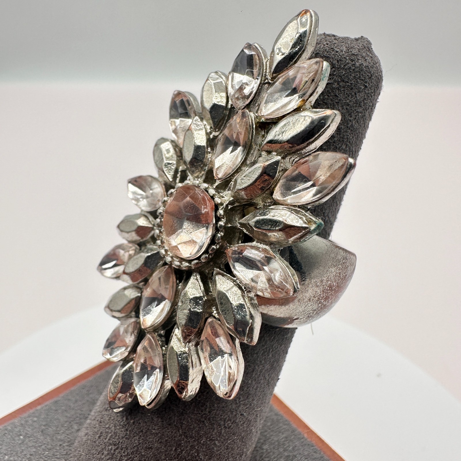 Vintage Y2K Clear Rhinestone Floral Ring Silver Tone Statement Women’s Jewelry