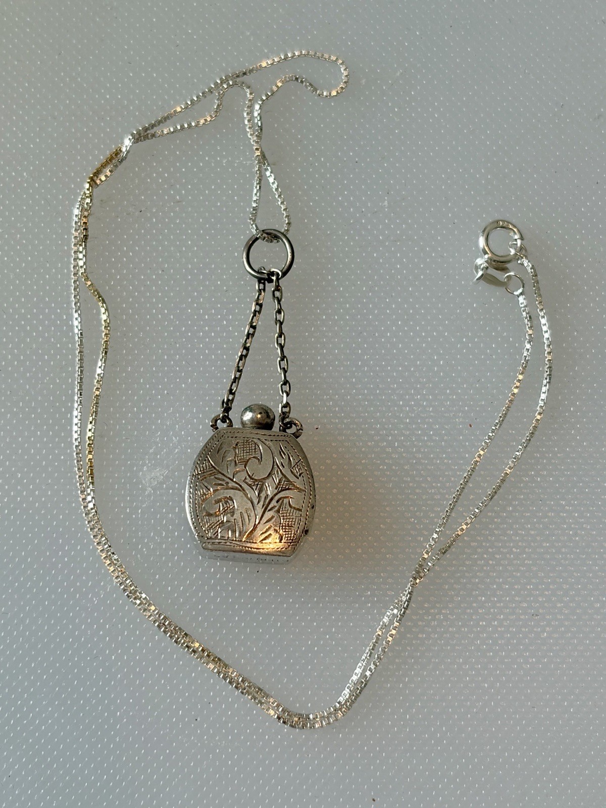Vtg Sterling SOLID Silver Purse Pendant Necklace Hand Engraved 18” Chain 5.25g