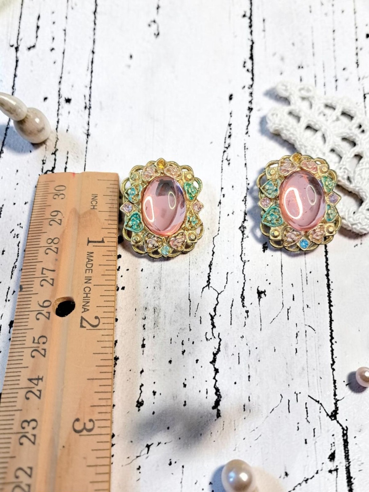 Vintage 1980s-1990s Two Sisters Signed Pink Jelly Cabochon Heart Jewelry Earrin