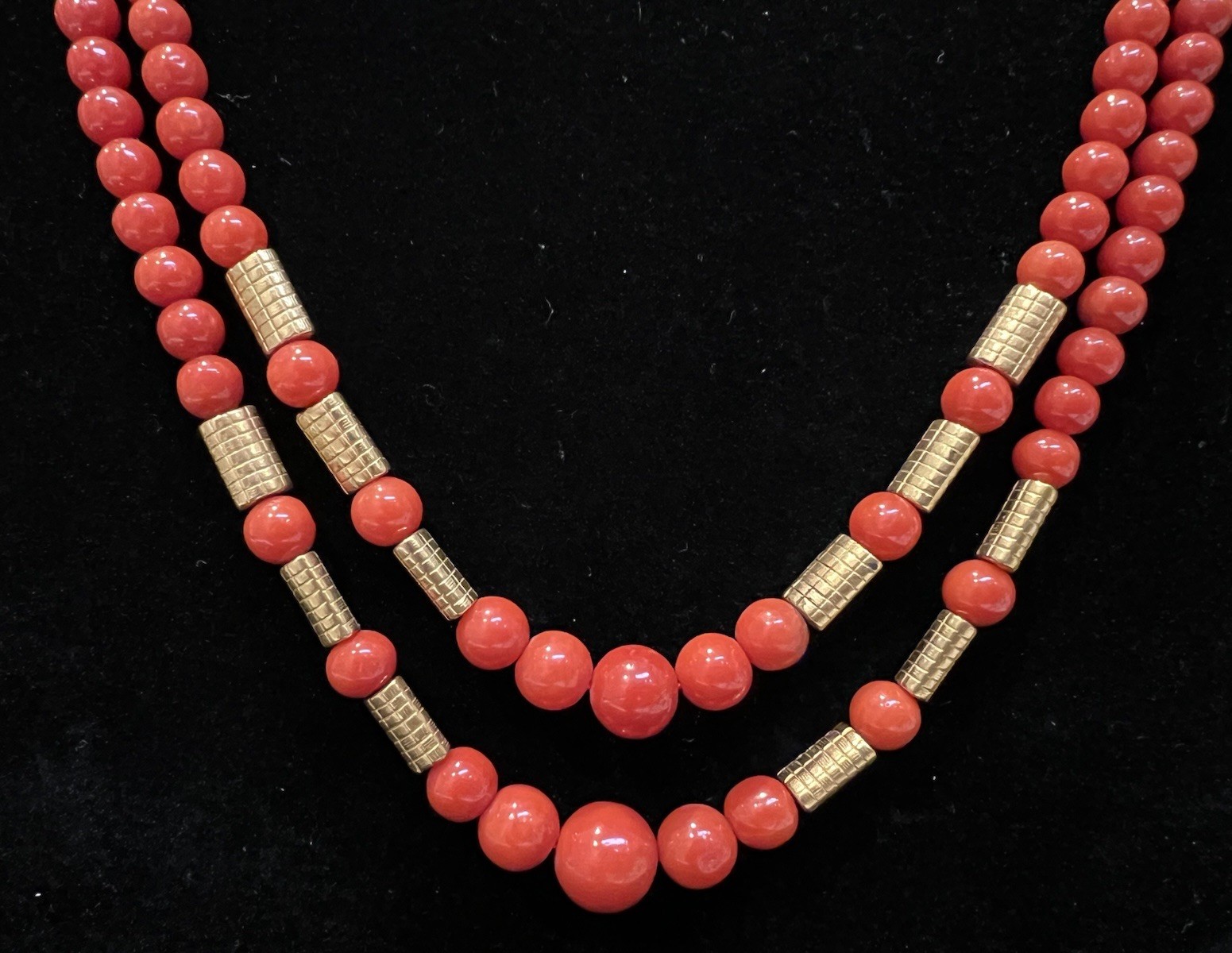 Red Coral Ox Blood Round Pearl Beads Necklace 14K Gold Clasp 2-Strands 26” 44.9g