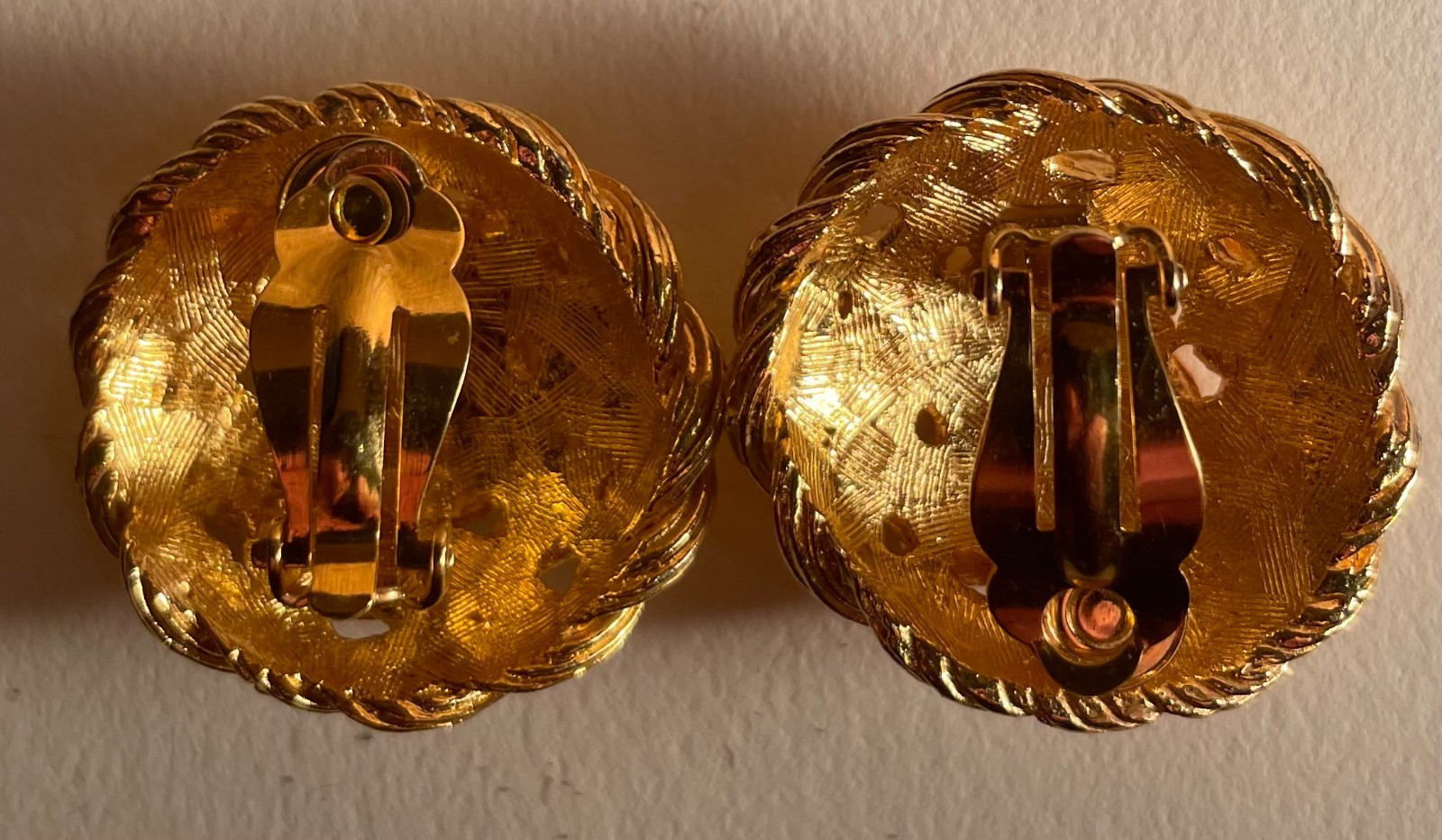 Vintage Anne Klein Gold-tone textured Multi Strand Rope Design clip-on Earrings.