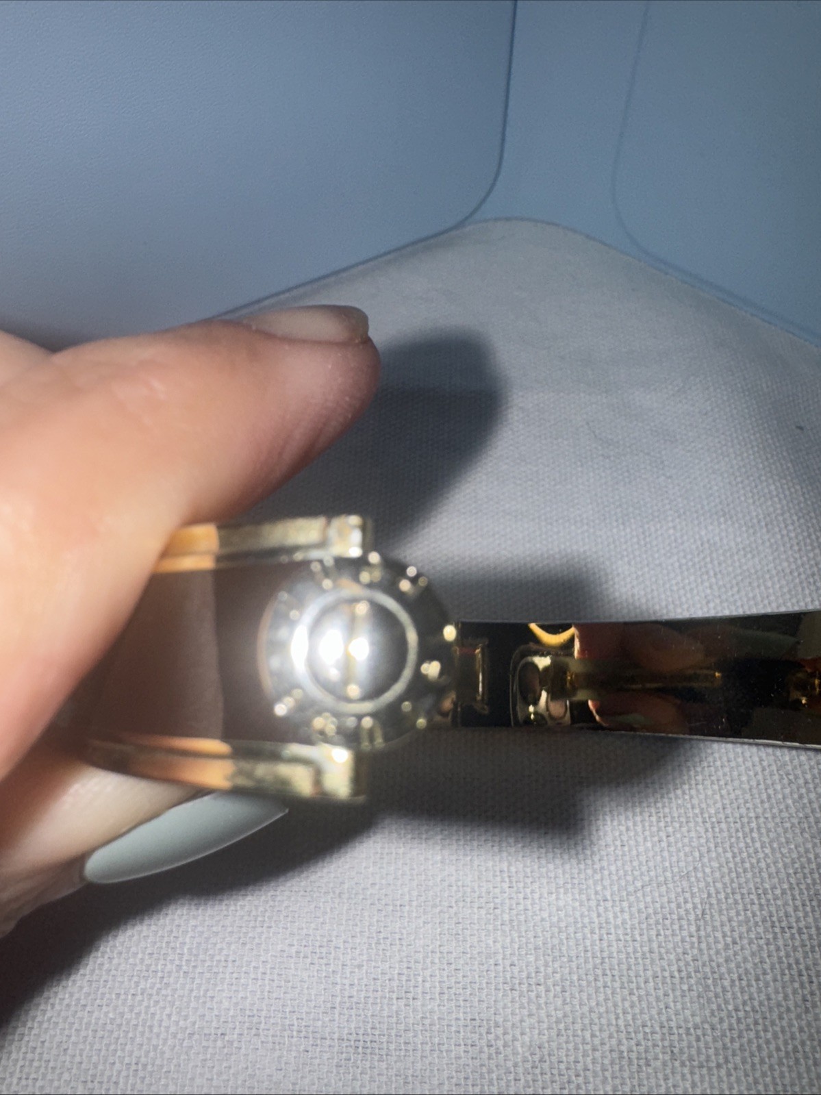 New HENRI BENDEL Goldtone Rivet w Logo Brown Metal Bangle Bracelet