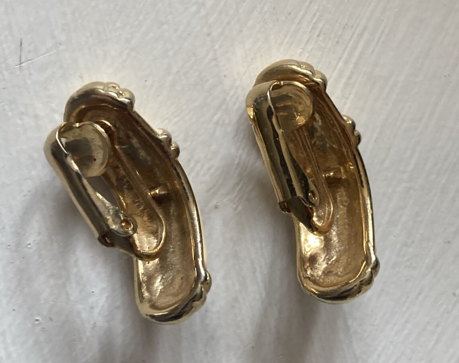 Vintage Ivory Cream and Gold Tone Enamel Clip On Earrings