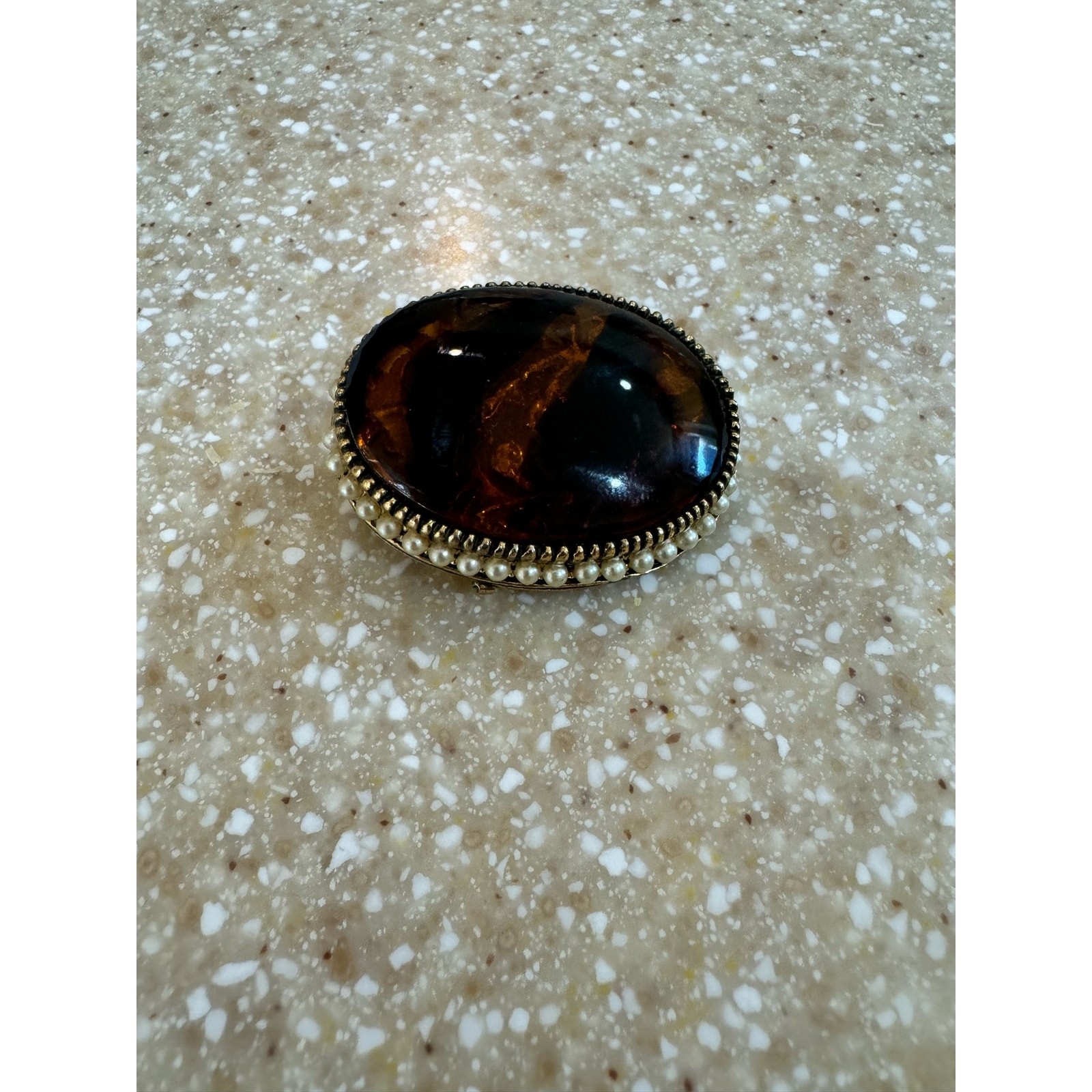 VTG Brooch Pin Gold Tone Honey Amber Murano Style Pearls Costume Jewelry Damage