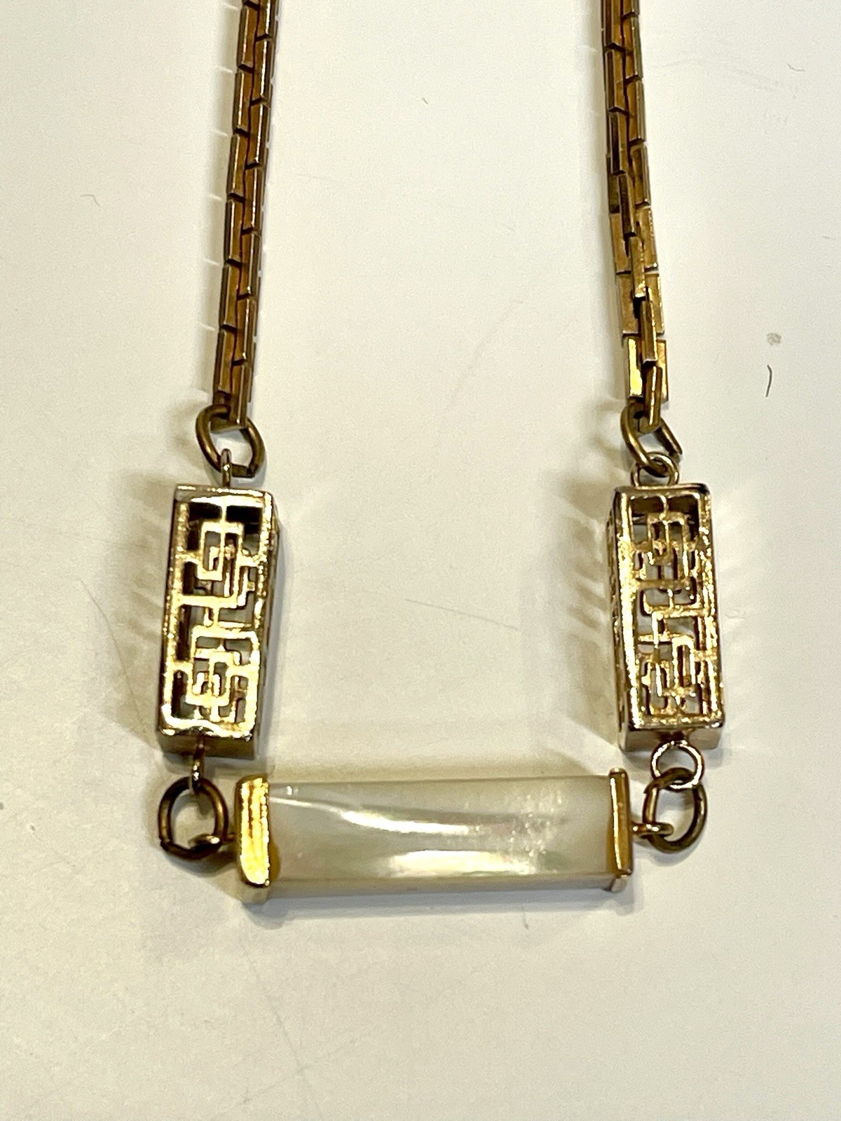 Vintage Faux Ivory and Gold tone Asian Filigree Box Link Necklace 14″