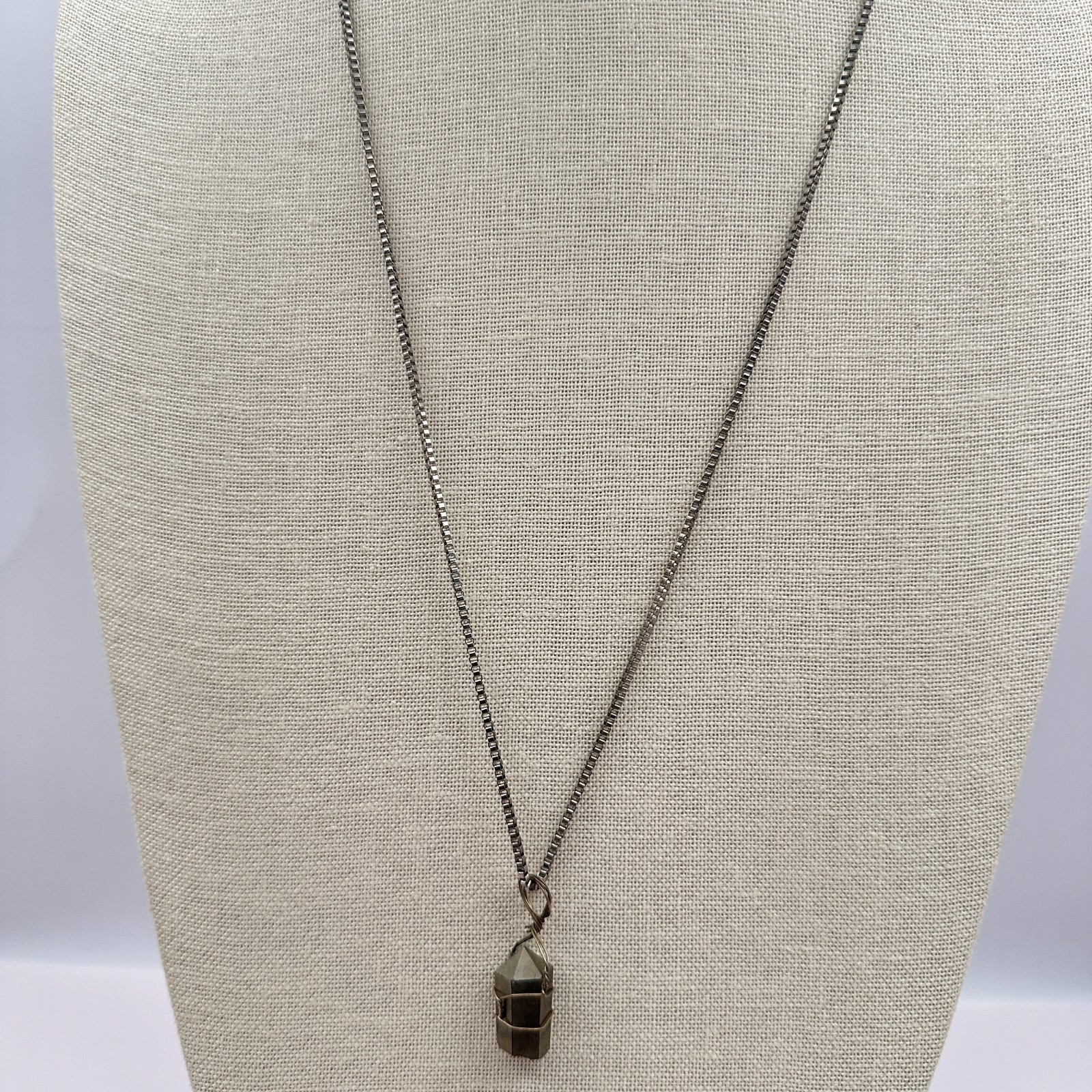 Vintage 90s Wire Wrapped Pyrite Point Pendant Necklace Women’s Classic Jewelry