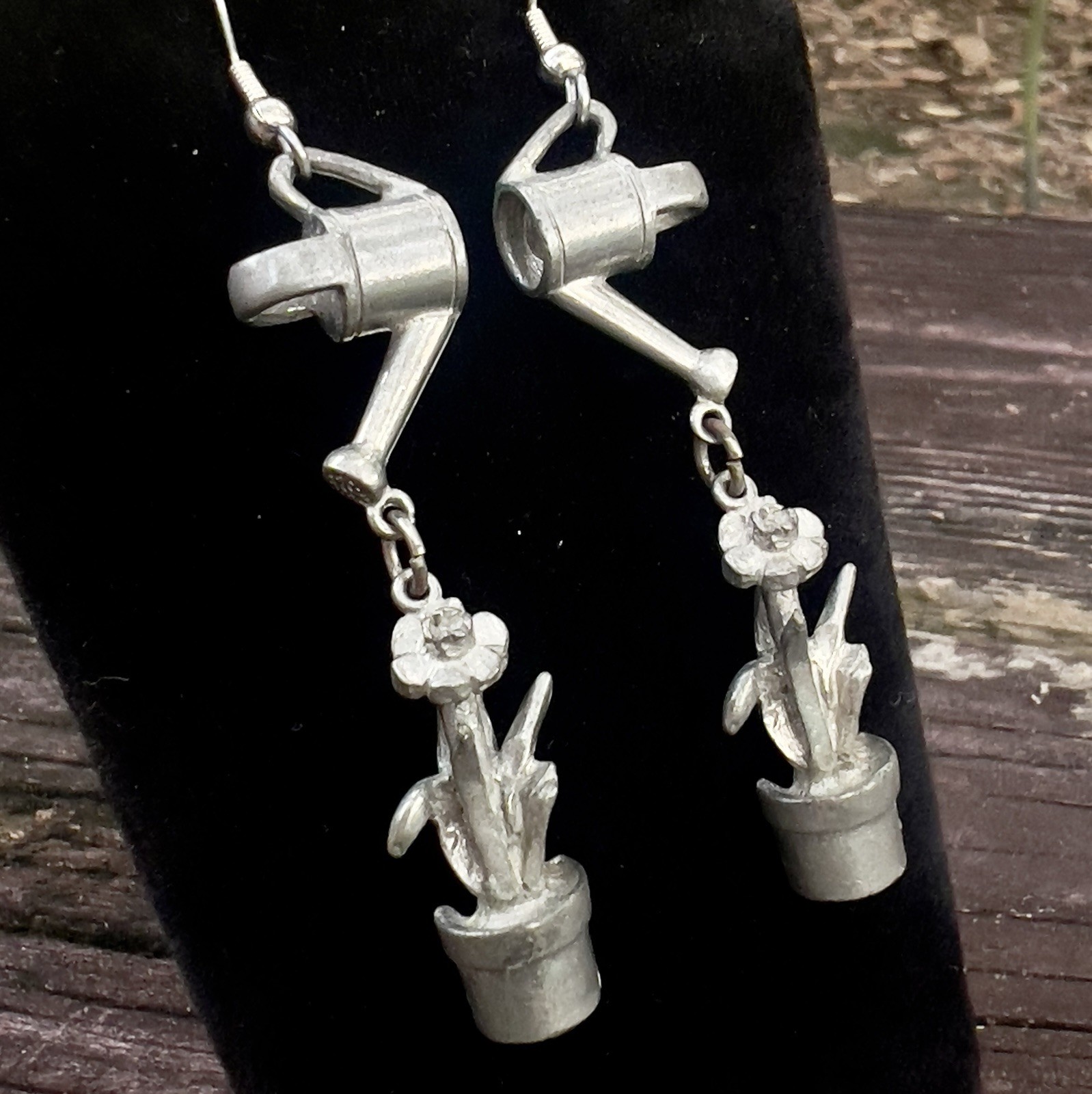 Vintage JIM CLIFT Pewter Link Dangle Earrings Gardening Watering Can Flowers