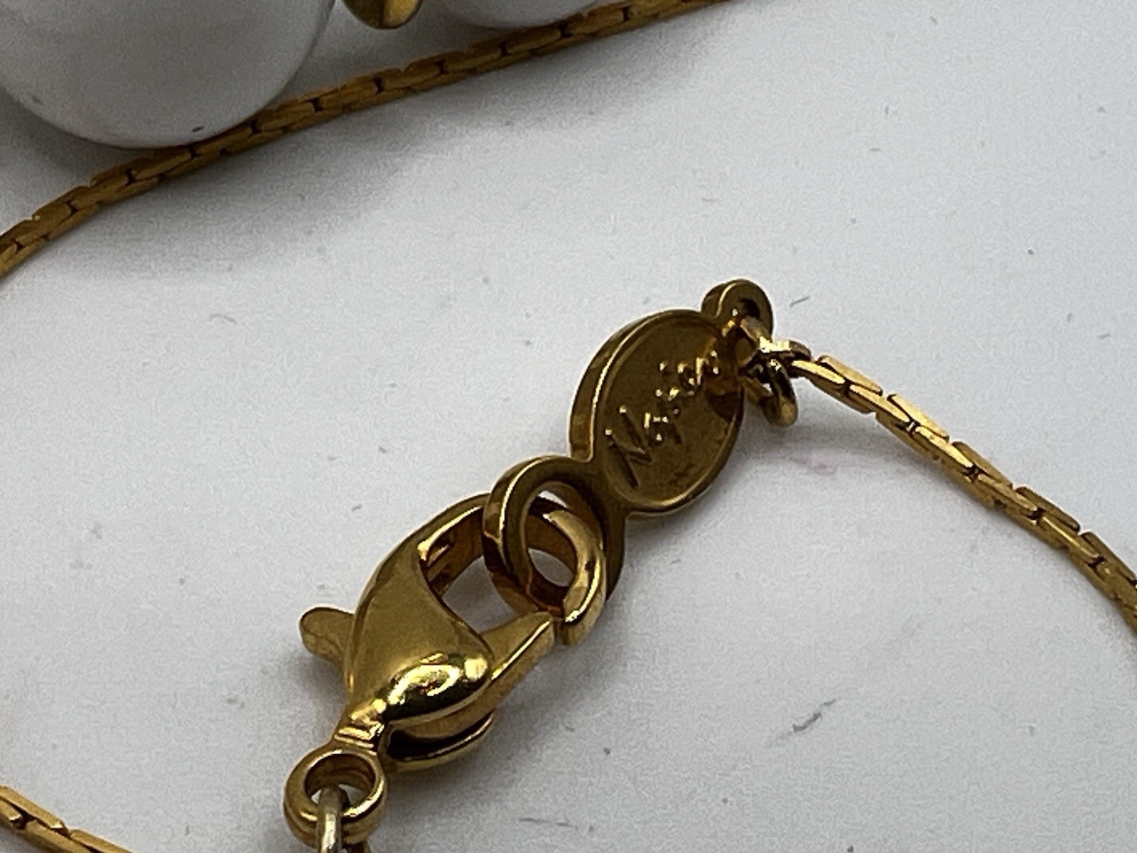Vintage Jewelry Lot 8 Pieces Signed And Unsigned Monet Napier Avon All Wearable