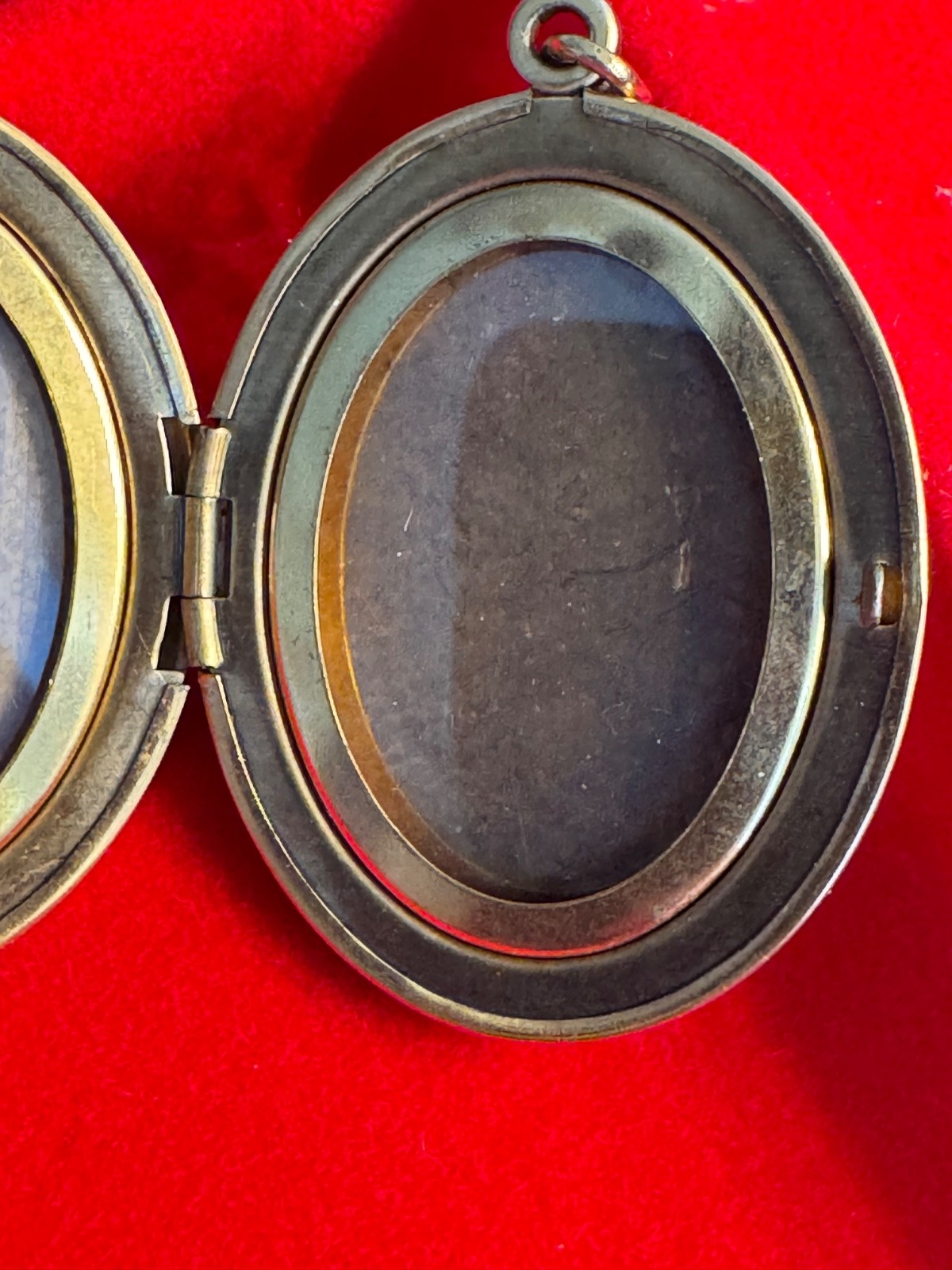 Vintage 12 kt Gold Filled Oval Locket with Etched Floral Design