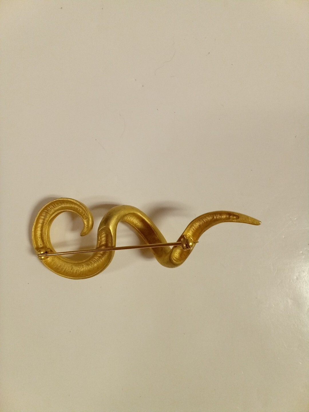 Vintage Swirl Twist Ribbon Gold Tone & Zig Zag Silver Tone Brooch Pin- E49