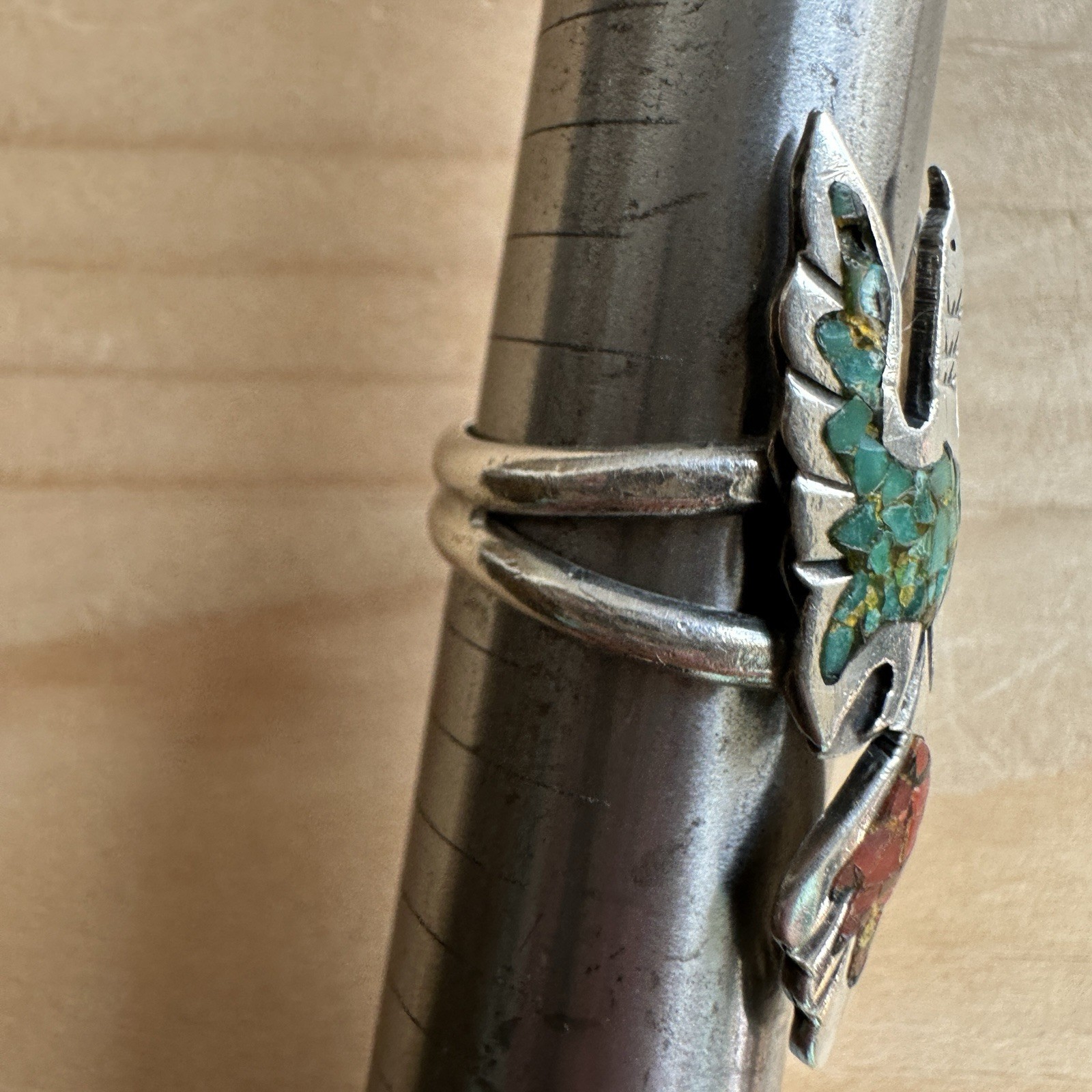 VTG Artisan Signed Eagle Ring Size 5.5 Turquoise Coral Chip Inlay Sterling 5.4g