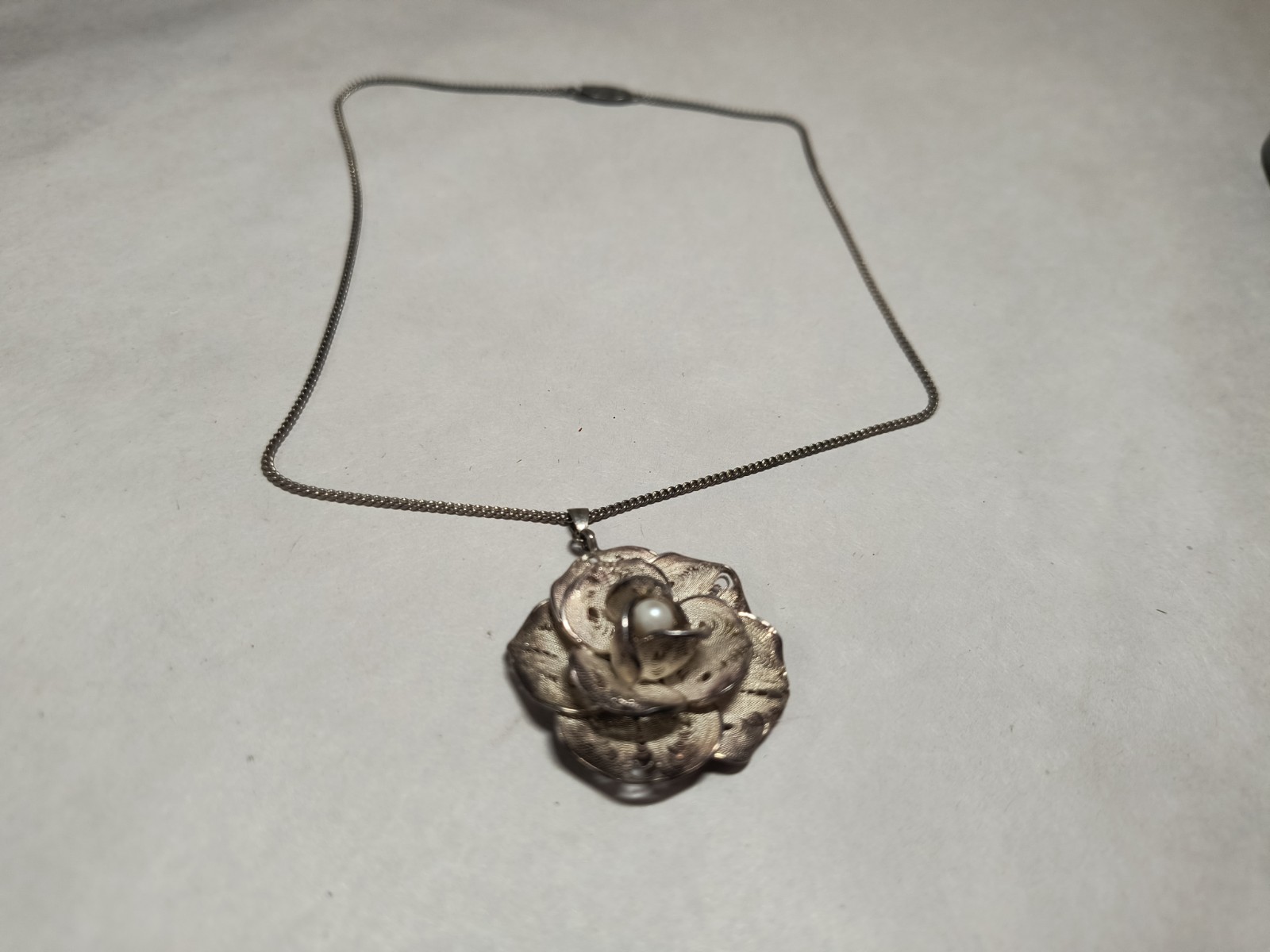 Vintage Sterling Silver Cannetille Filigree Flower Pendant + .925 Chain Necklace