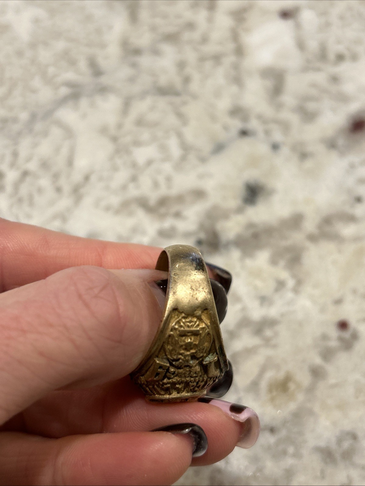 Vintage Class Ring Far Eastern University 1971 Medical School Size 9.5, 12 Grams