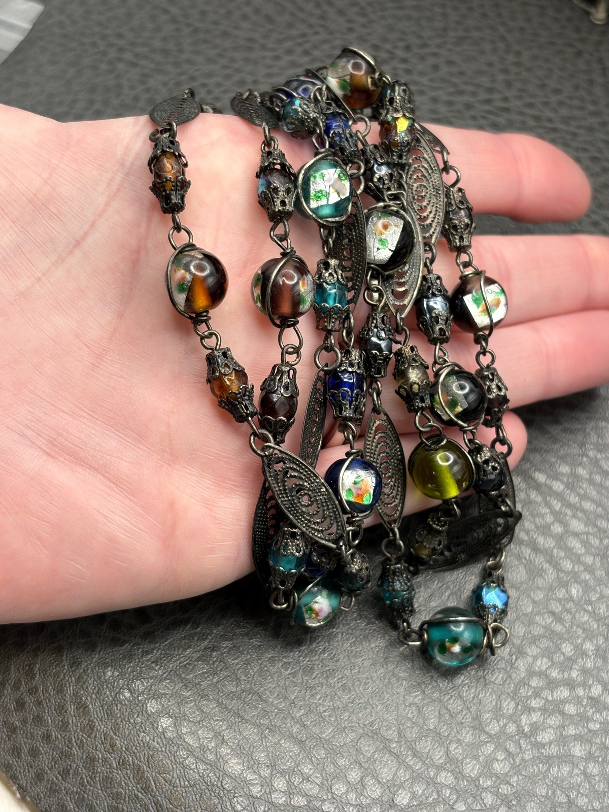 Vintage Spun Silver Venetian Foil Glass Bead Silver Tone Chain Necklace 42″