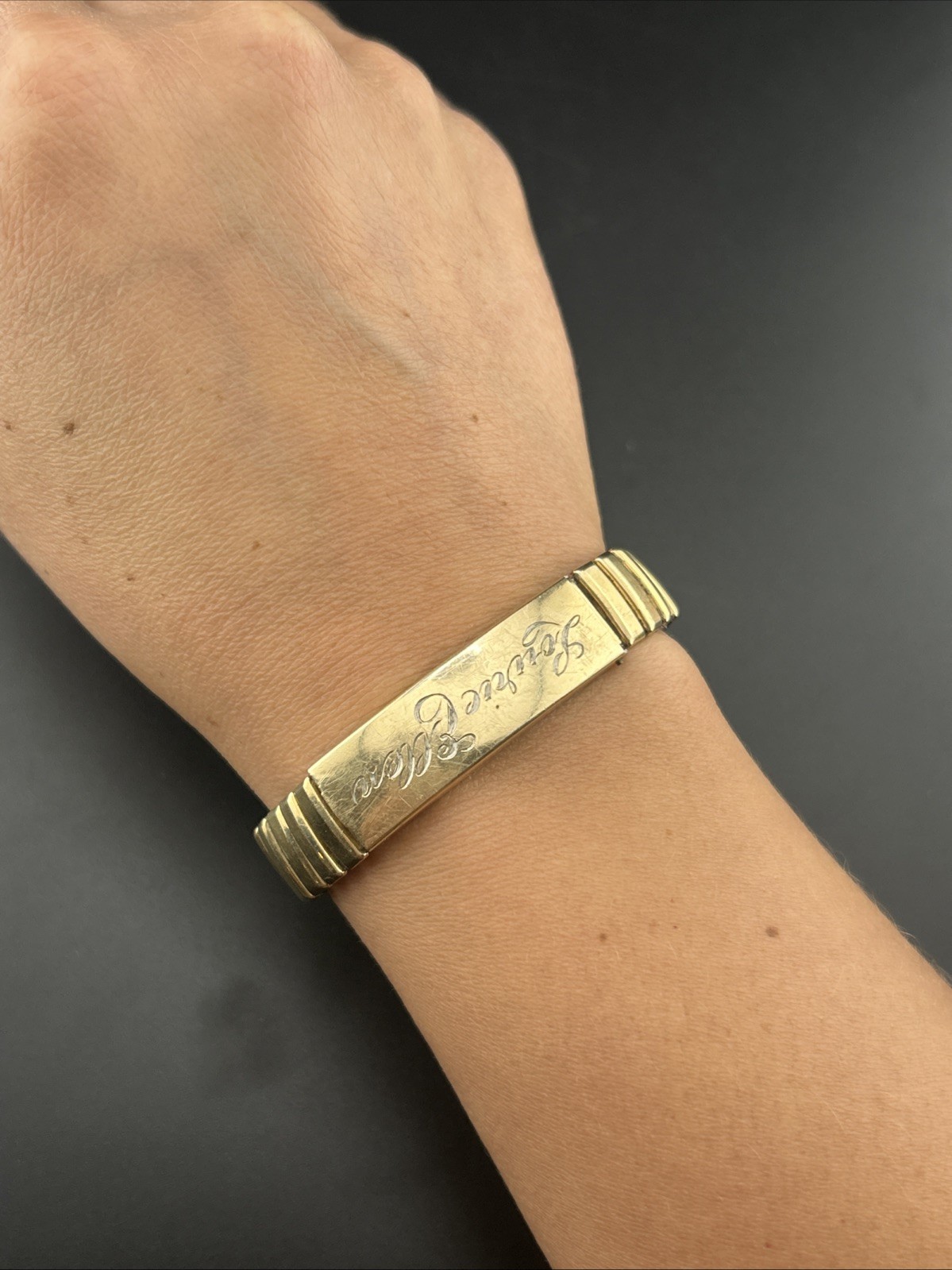 Vtg Drema 1/20 10k GF Top Hid Compartment Stainless Steel Stretch Band Bracelet