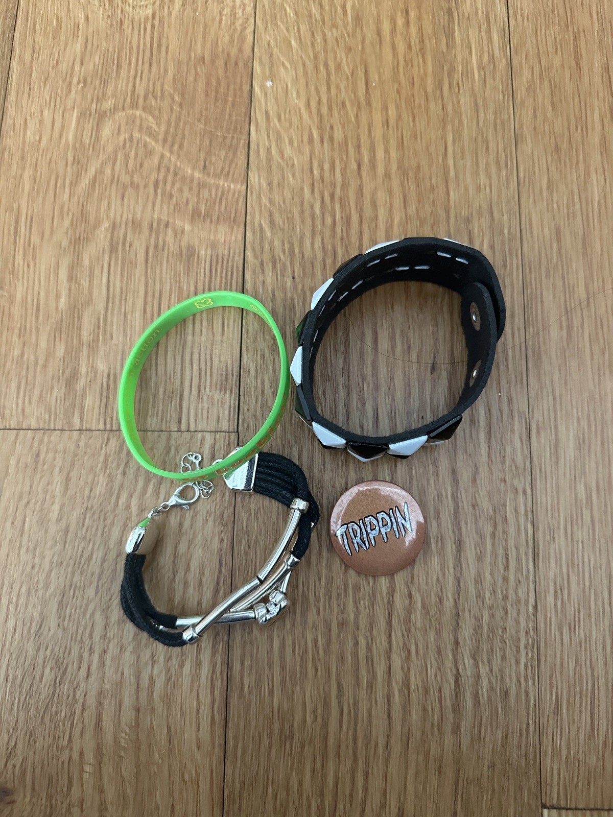 Vintage 2000s Mixed | Y2K Scene Lot, I 3 Boobies Wristband, Bracelets, Pin