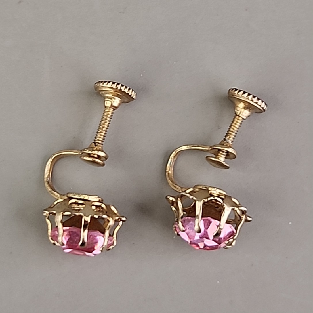 Vintage Rhinestone Screwback Earrings Pink Round Gold Tone 1cm