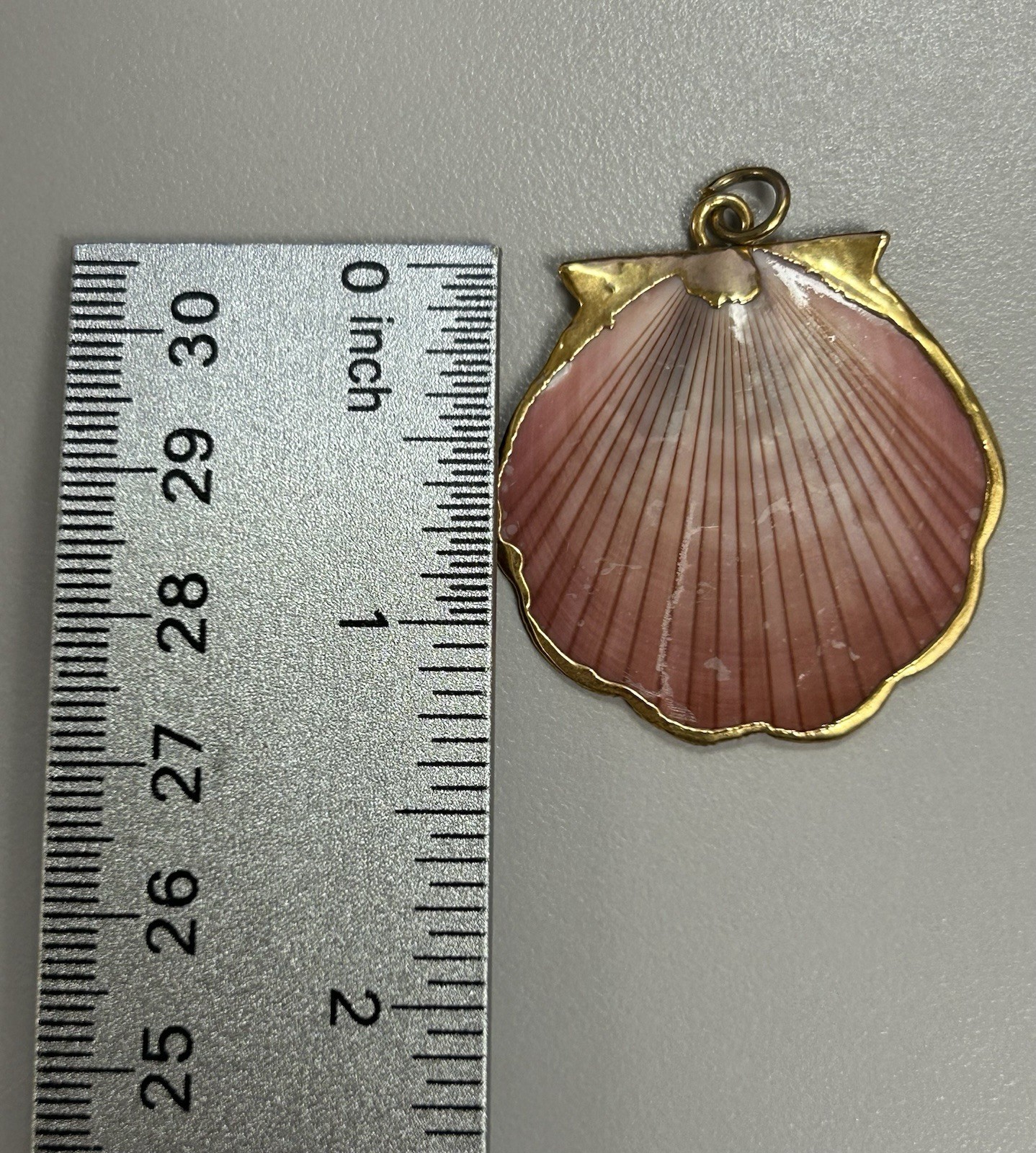 Vintage Pink And White Sea Shell Pendant Yellow Gold Rim